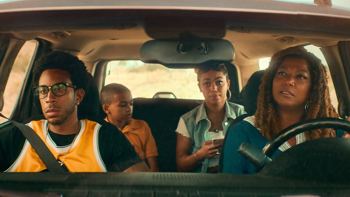 Queen Latifah, Ludacris make the most of a not-so-thriller in Netflix's 'End of the Road'