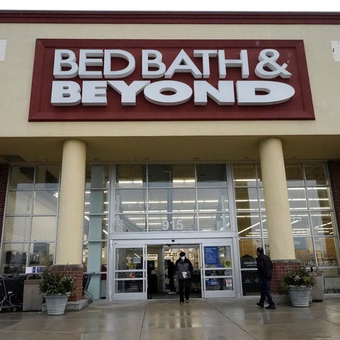 Shoppers enter and exit a Bed Bath & Beyond in Sch