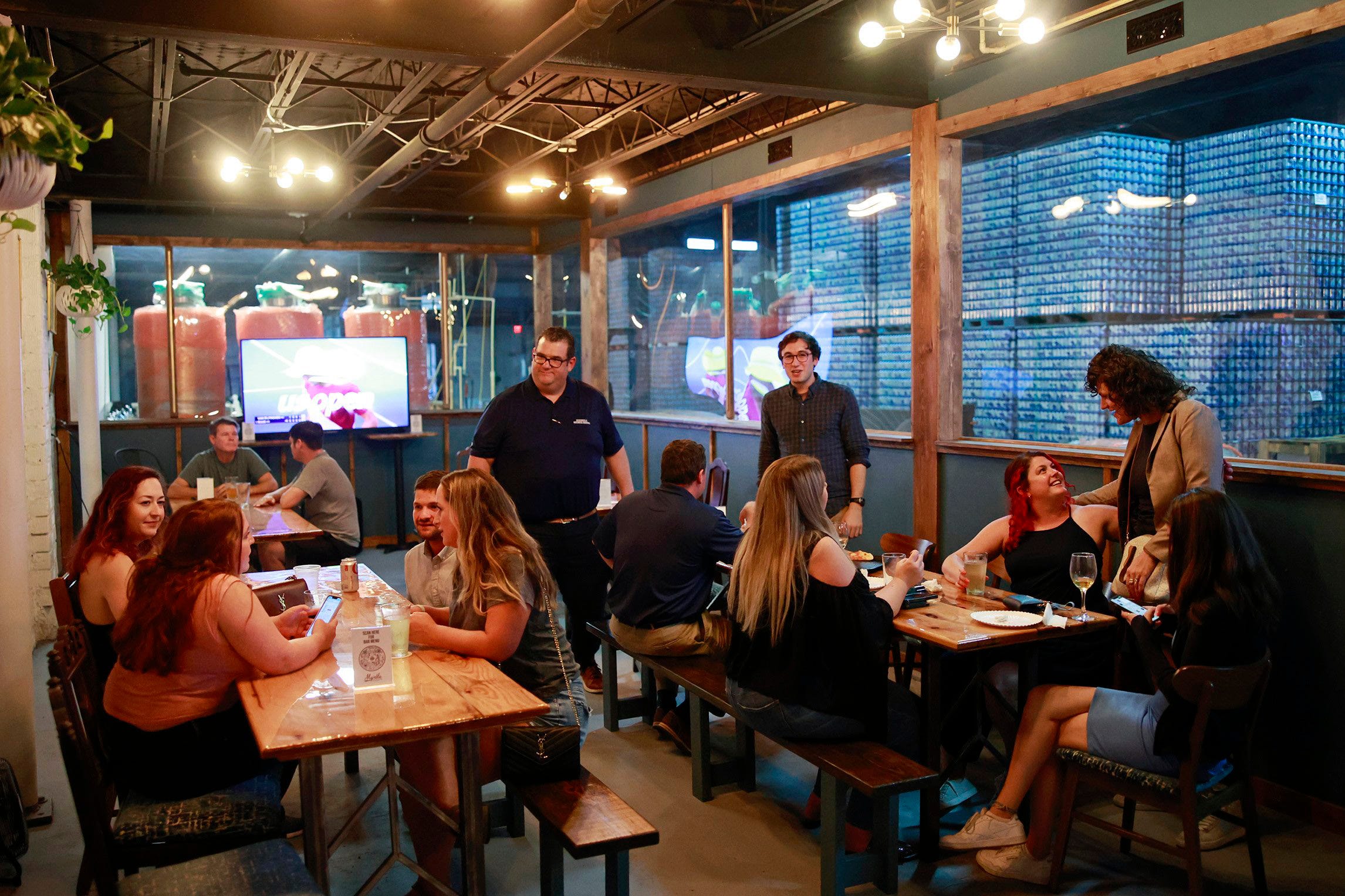 Myrtle Avenue Brewing Opens In Jacksonville's Rail Yard District