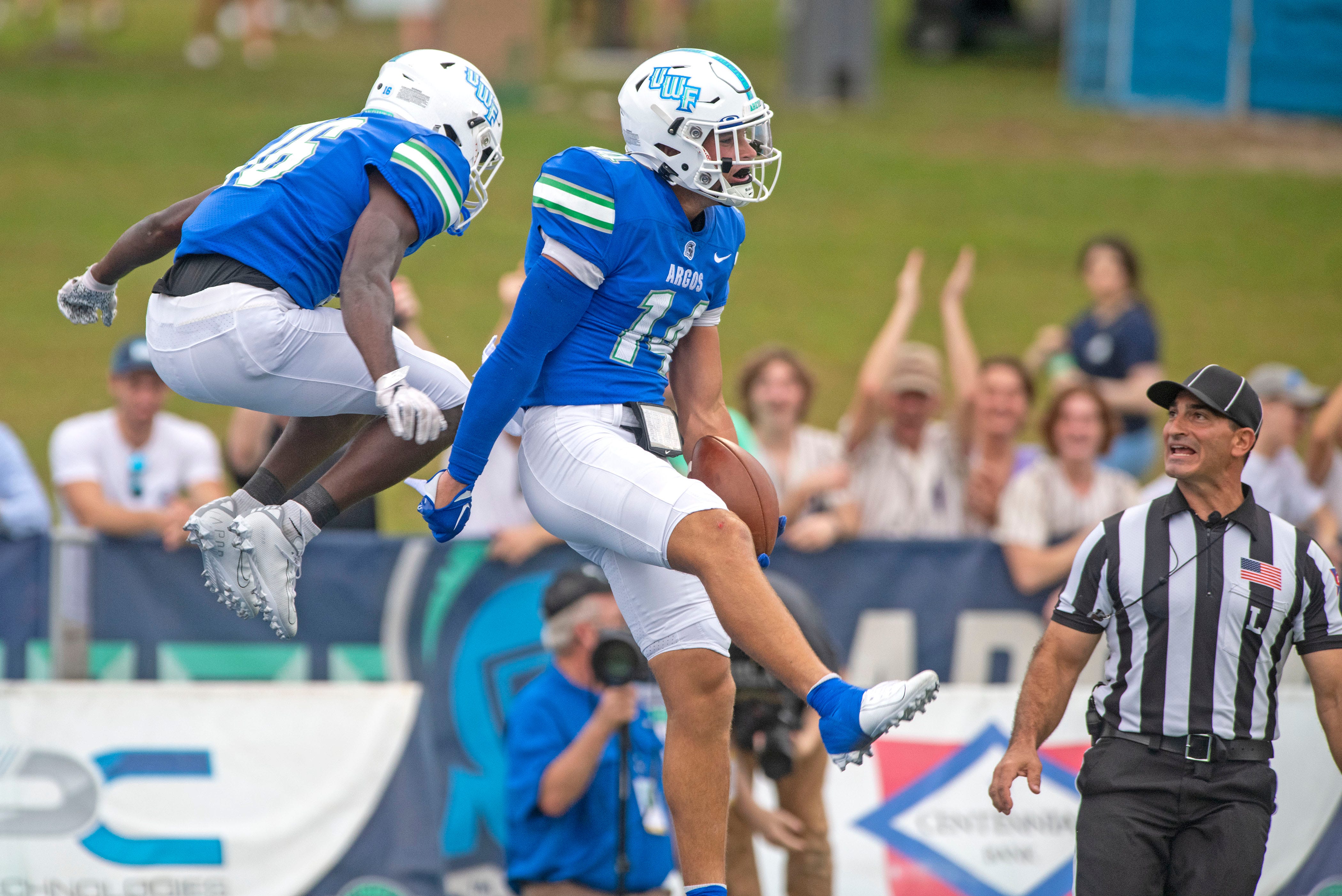 College Football: UWF Begins Pen-Air Field Era With 52-3 Rout Over Warner