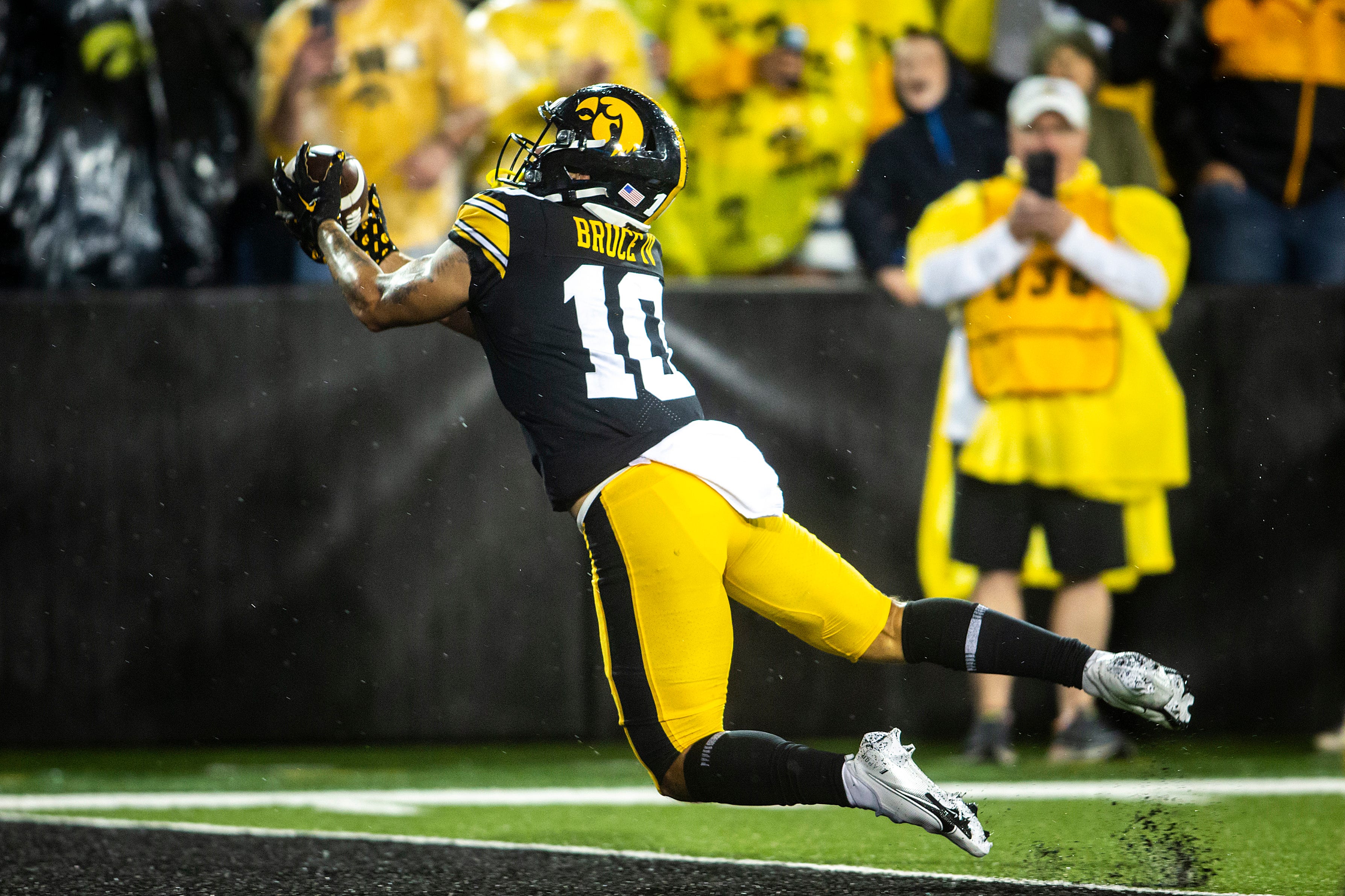 Iowa Hawkeye Football News | HawkCentral