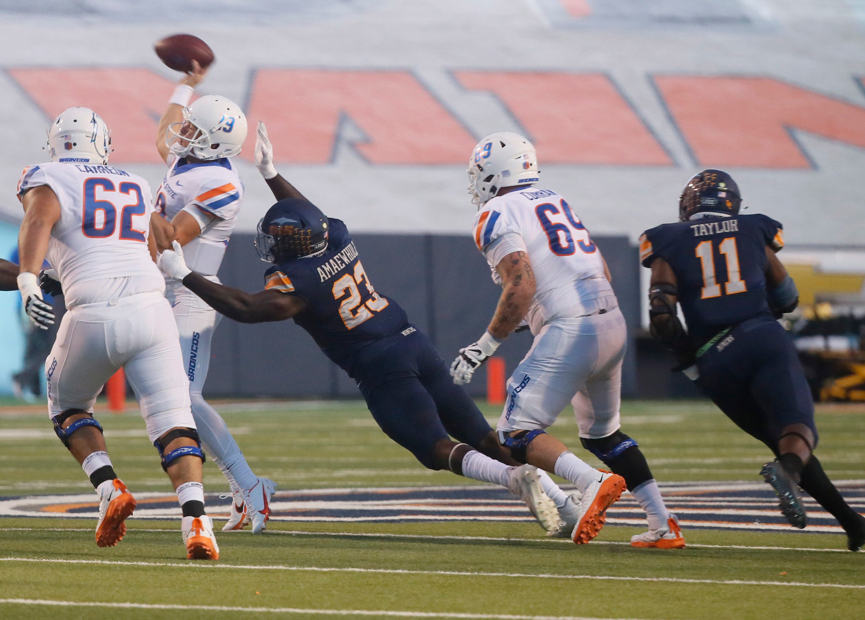 Boise State Fires Offensive Coordinator Tim Plough After UTEP Loss