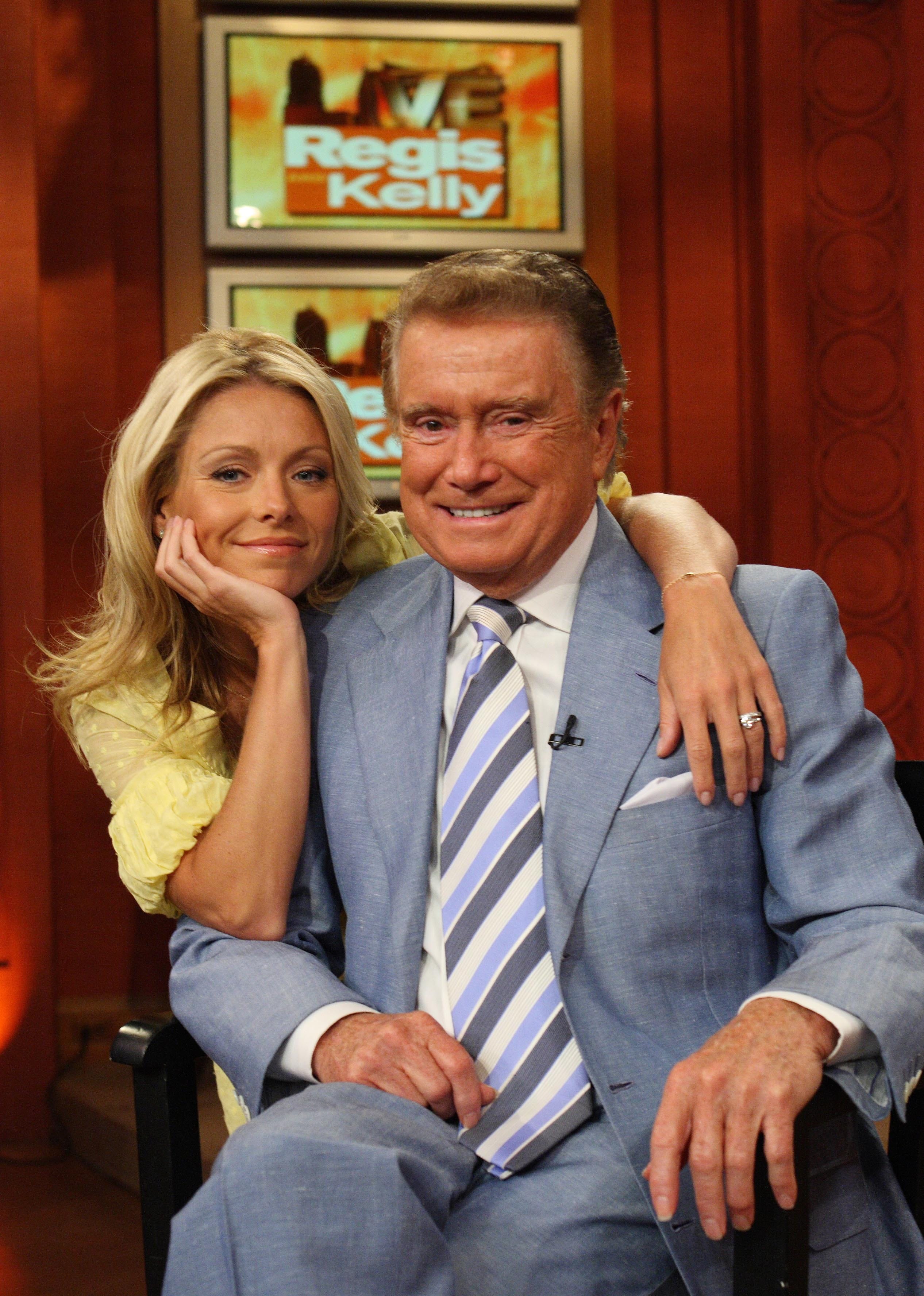 Kelly Ripa On Regis Philbin: Denies She 'abandoned' Him In New Book