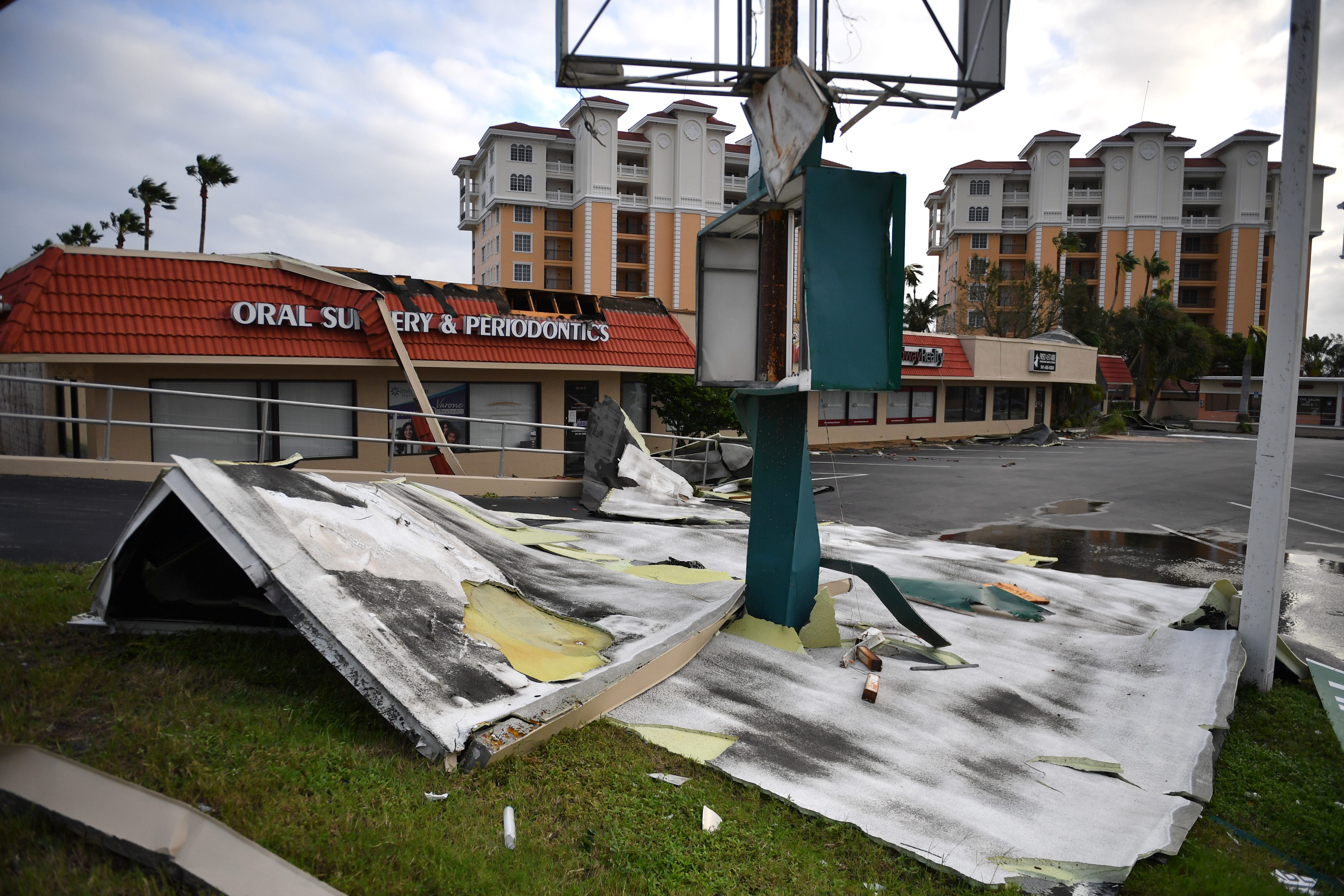 Live Updates: Sarasota, Manatee Begin Hurricane Ian Recovery