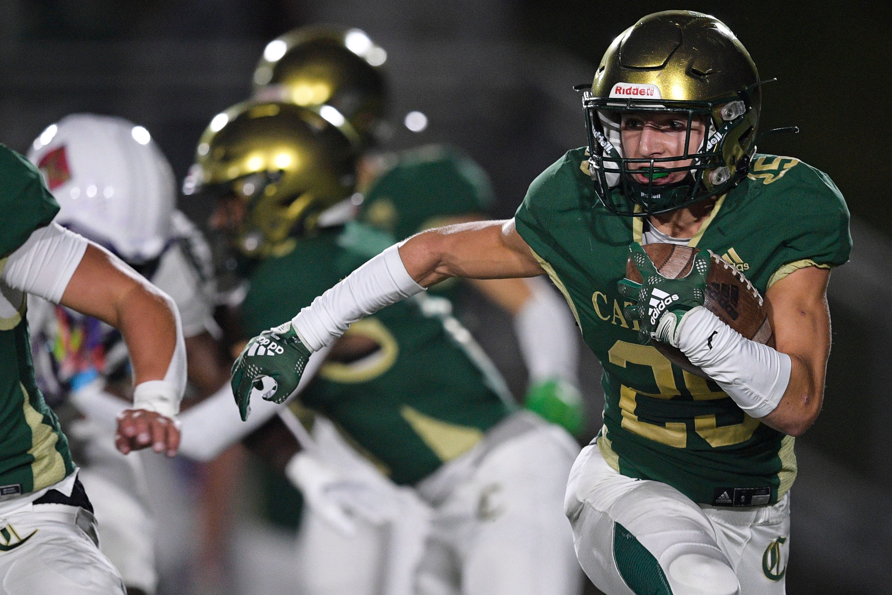 TN High School Football Highlights: Powell beats Knoxville Catholic 28-26 