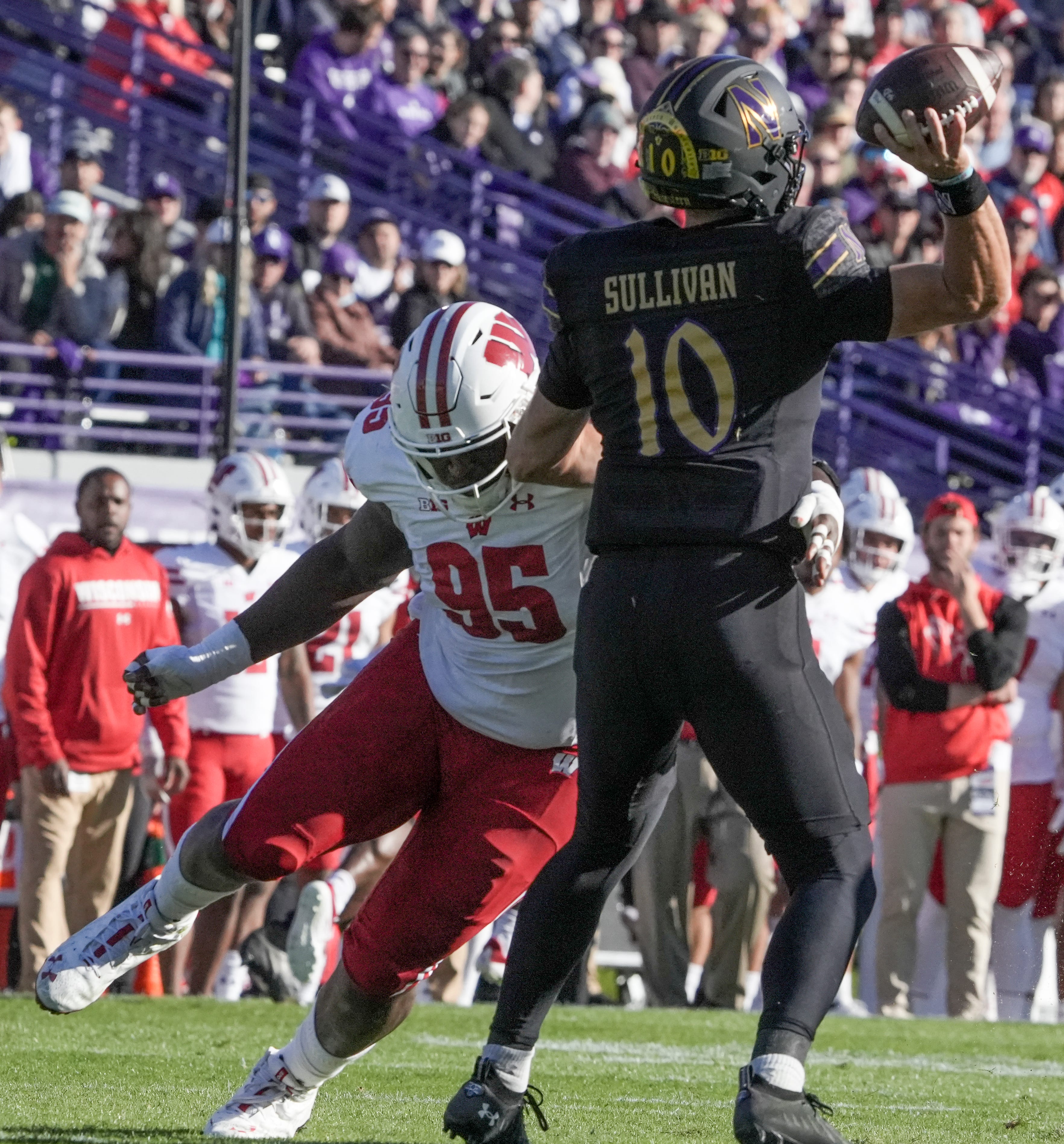 Wisconsin Vs Northwestern Score, Live Game Updates At Ryan Field