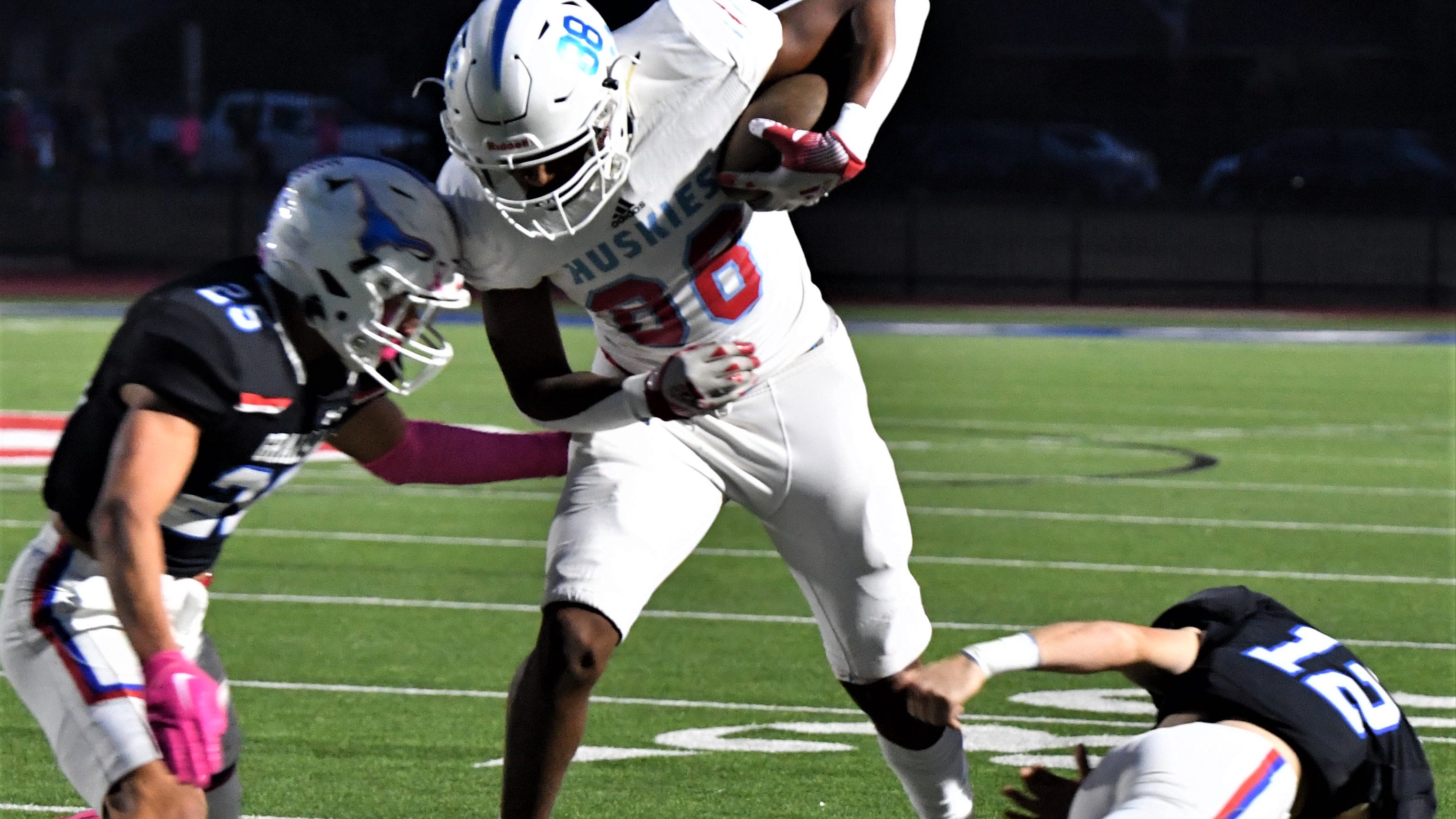 Hirschi Huskies at Graham Steers 2022 high school football fight