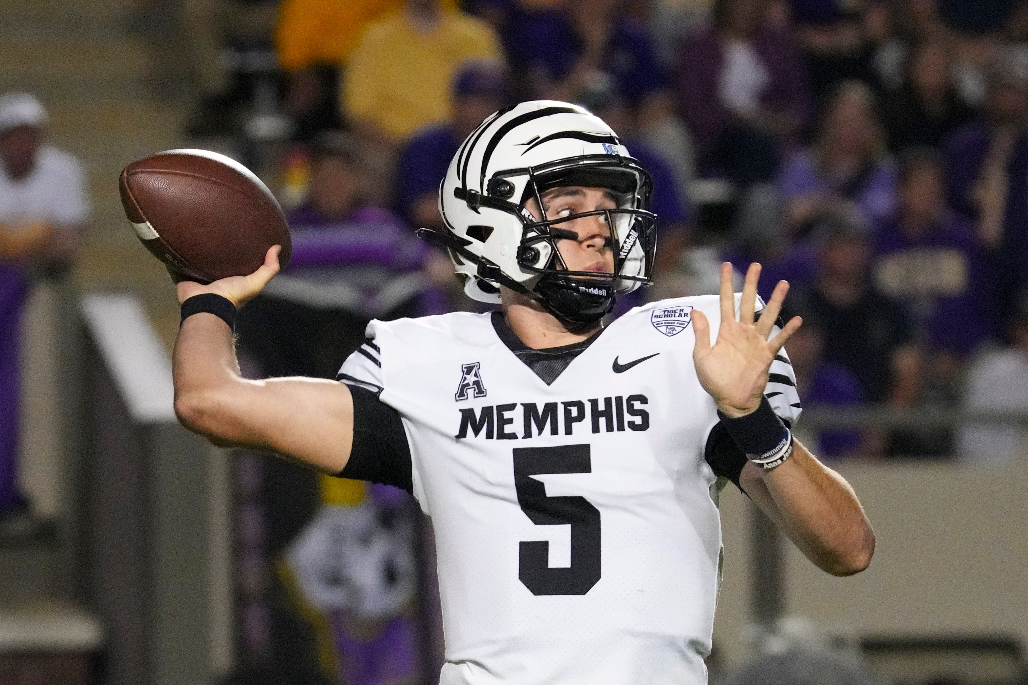 Memphis Football QB Seth Henigan Explains Decision To Return For 2023