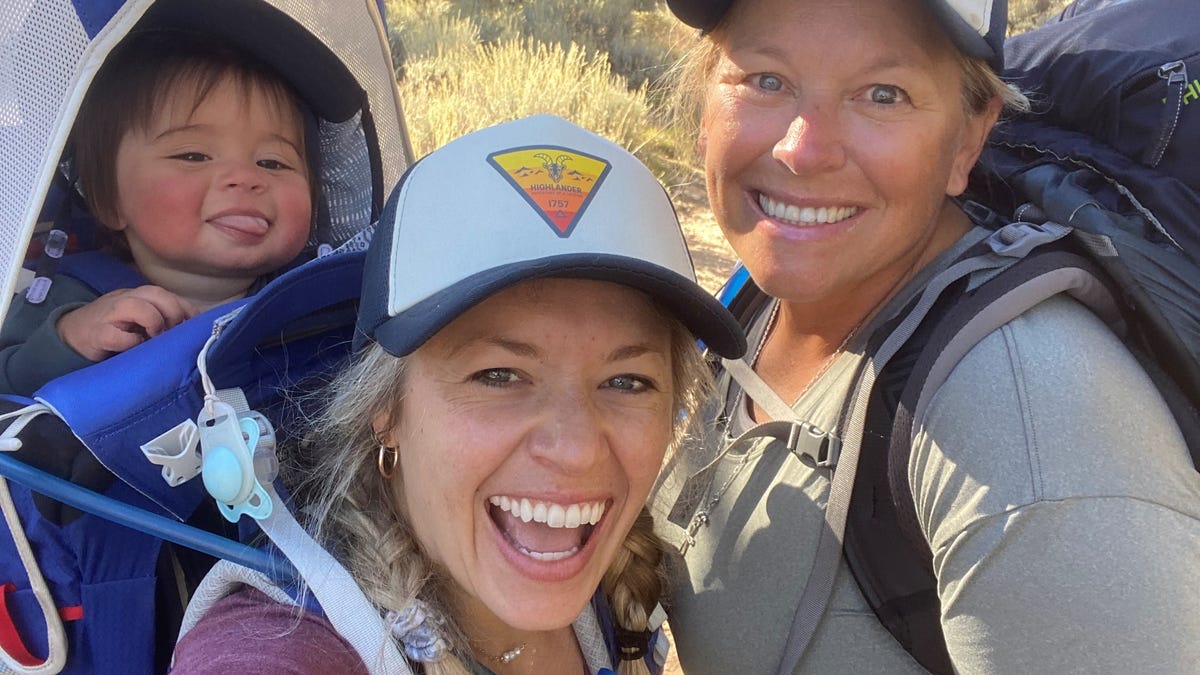 Chelsey Evans and her mom, Angela Servi, supported each other and Evans' baby through 18 miles of hiking.