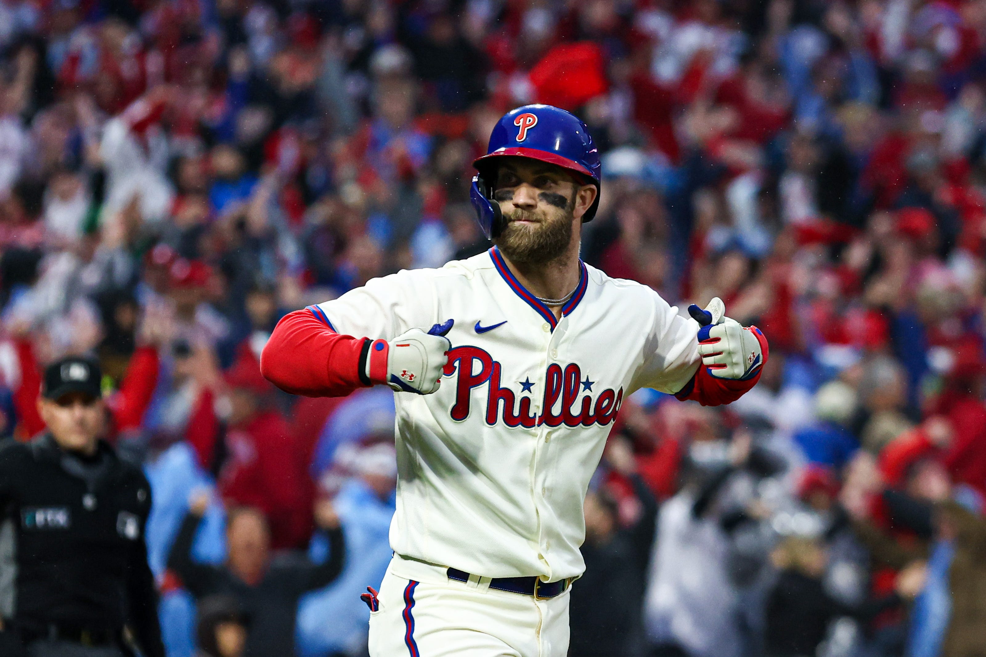 NLCS: Phillies maul Padres in Game 4 behind Harper, Hoskins and Schwarber, MLB