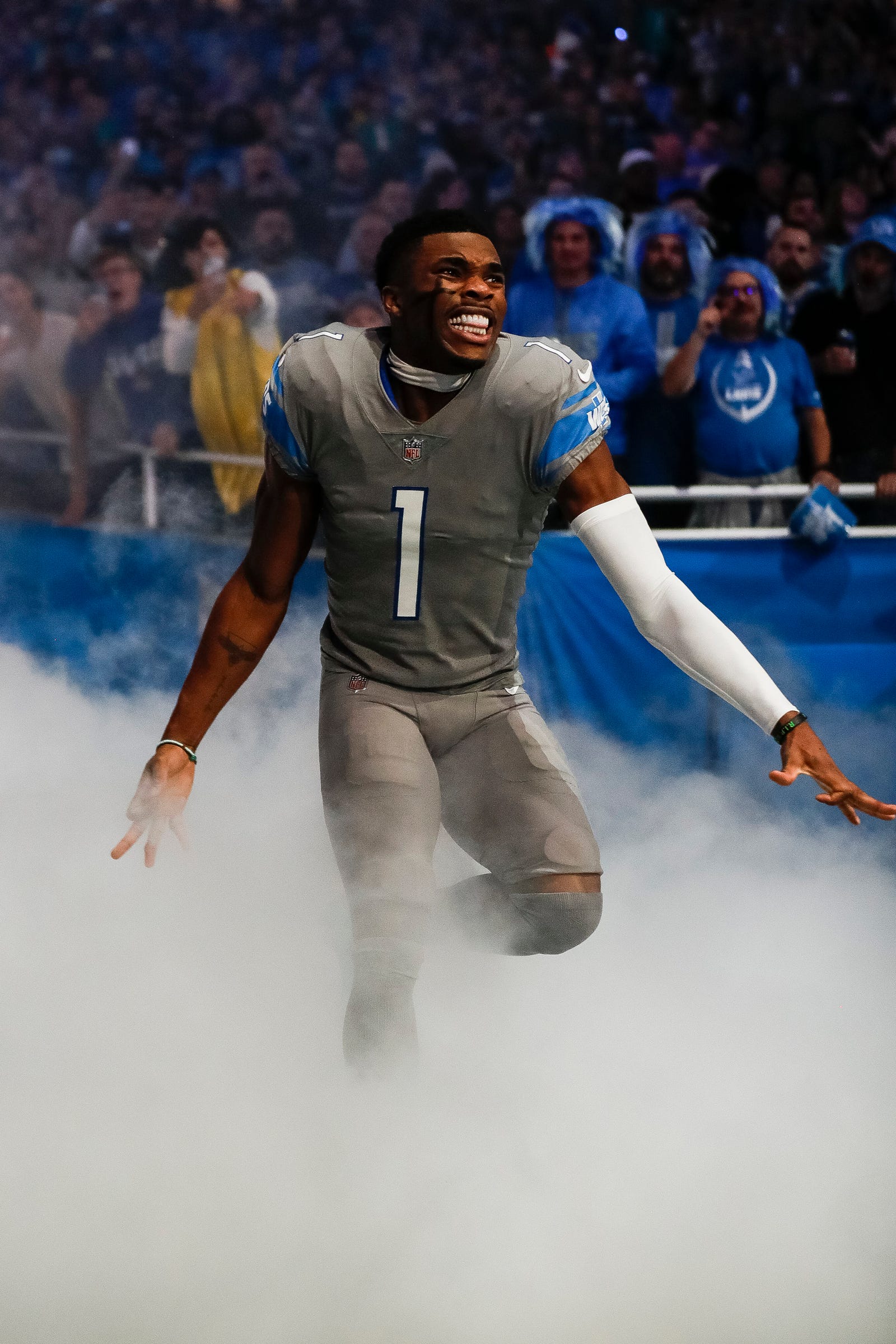 Lions trade Jeff Okudah to Atlanta Falcons for draft pick