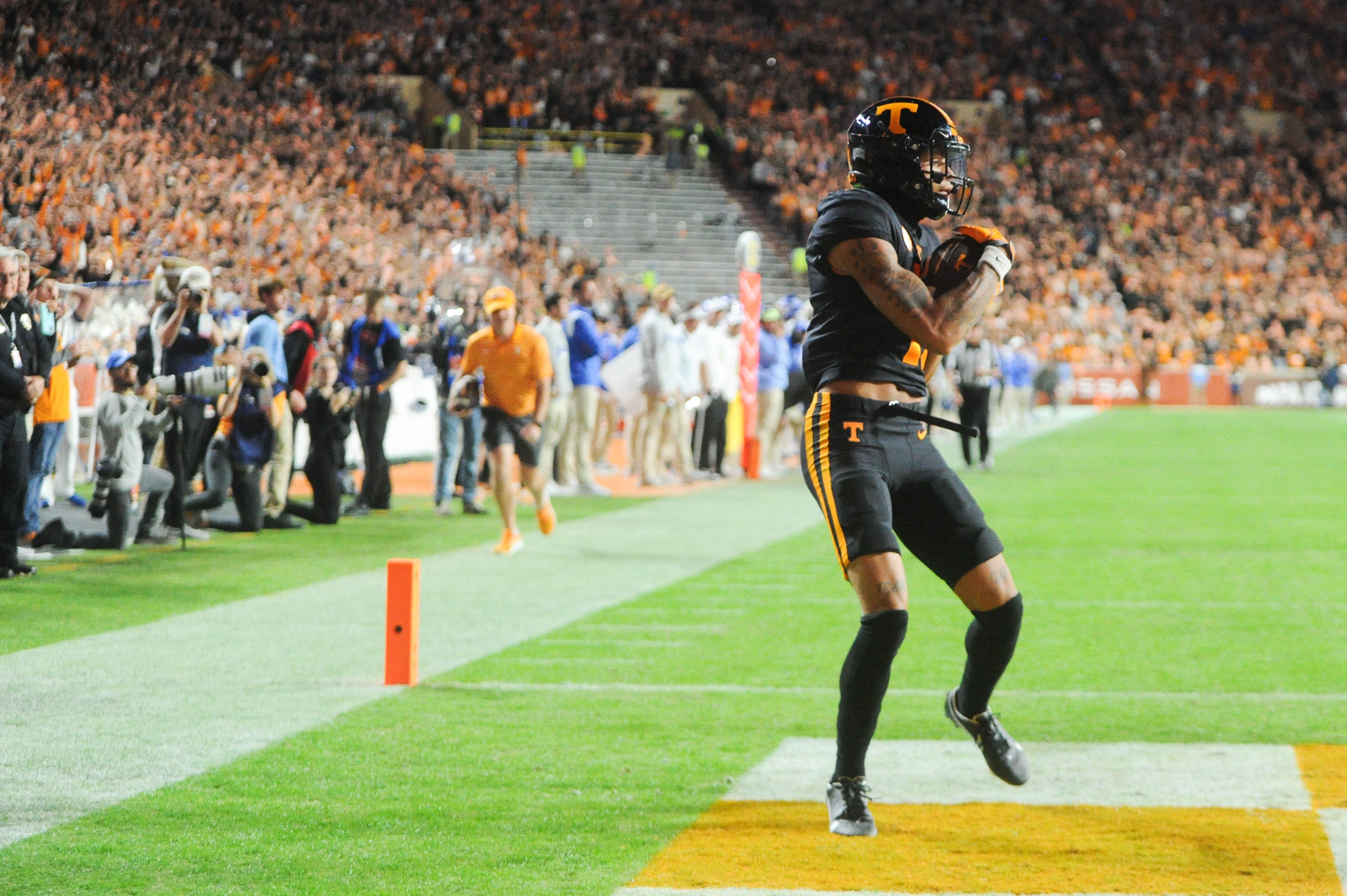 Jalin Hyatt On Meeting Chad Johnson Before Tennessee Football Vs. Kentucky