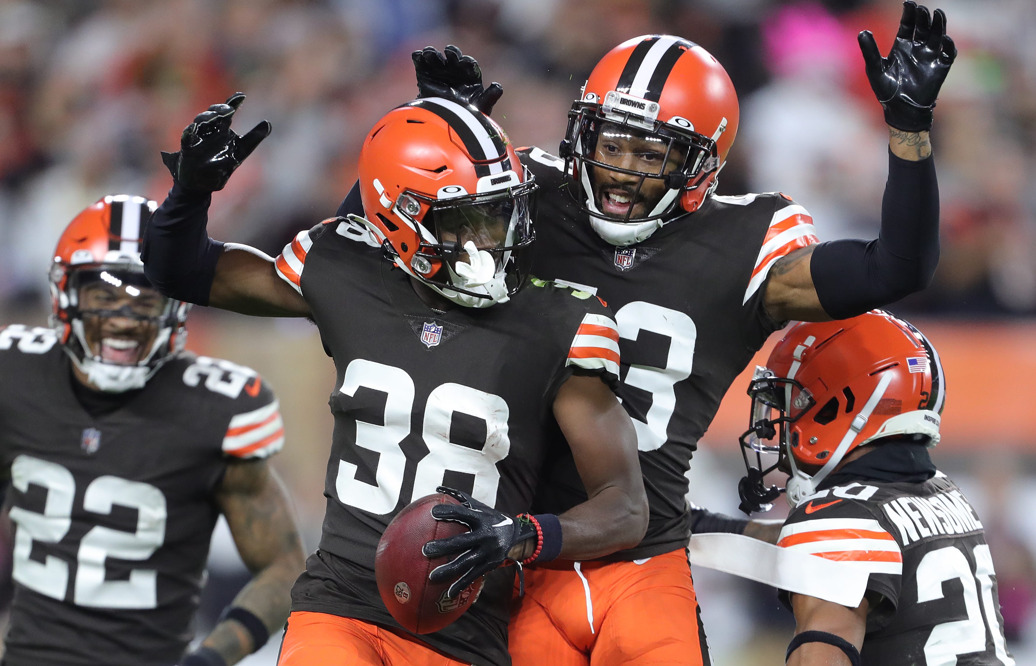 Browns NFL Free Agency/trade Tracker: Stay Updated On The Moves