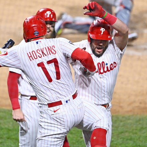 Phillies left fielder Kyle Schwarber celebrates af