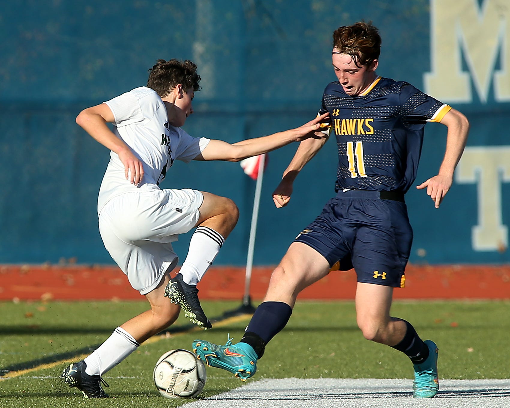 H.S. TOURNAMENT ROUNDUP: South Shore Scores And Highlights From Friday