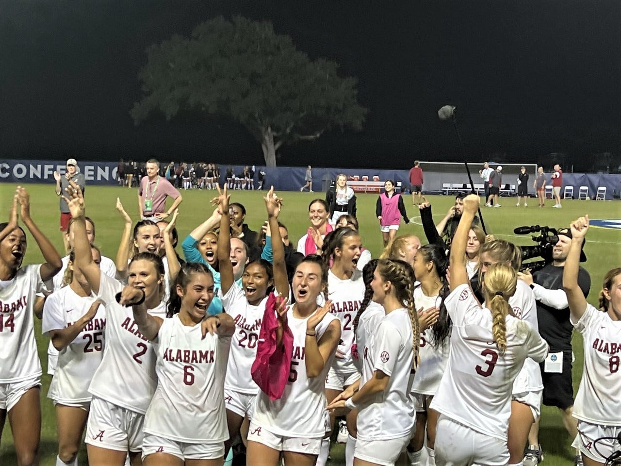 Soccer: No. 1 Alabama To Face No. 2 South Carolina For SEC Championship