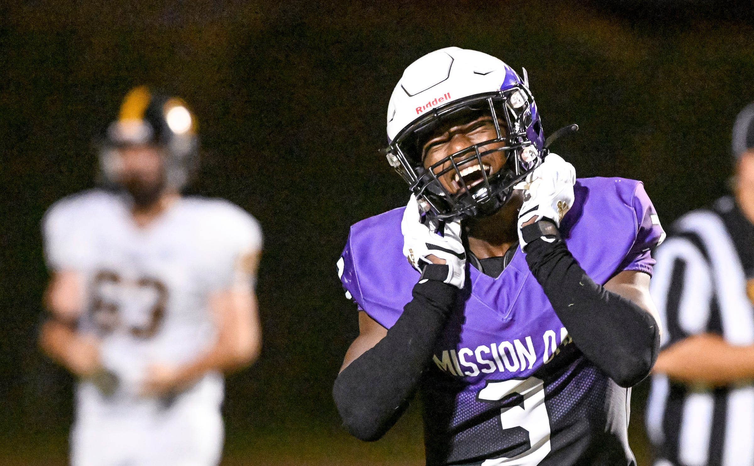 Kenny Jackson Sparks Mission Oak To Playoff Win