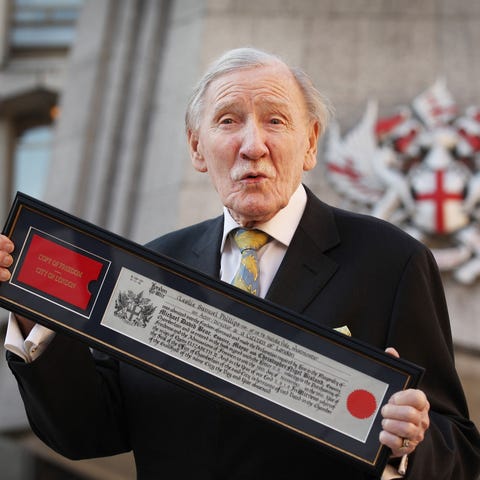 Veteran actor Leslie Phillips receives the Freedom