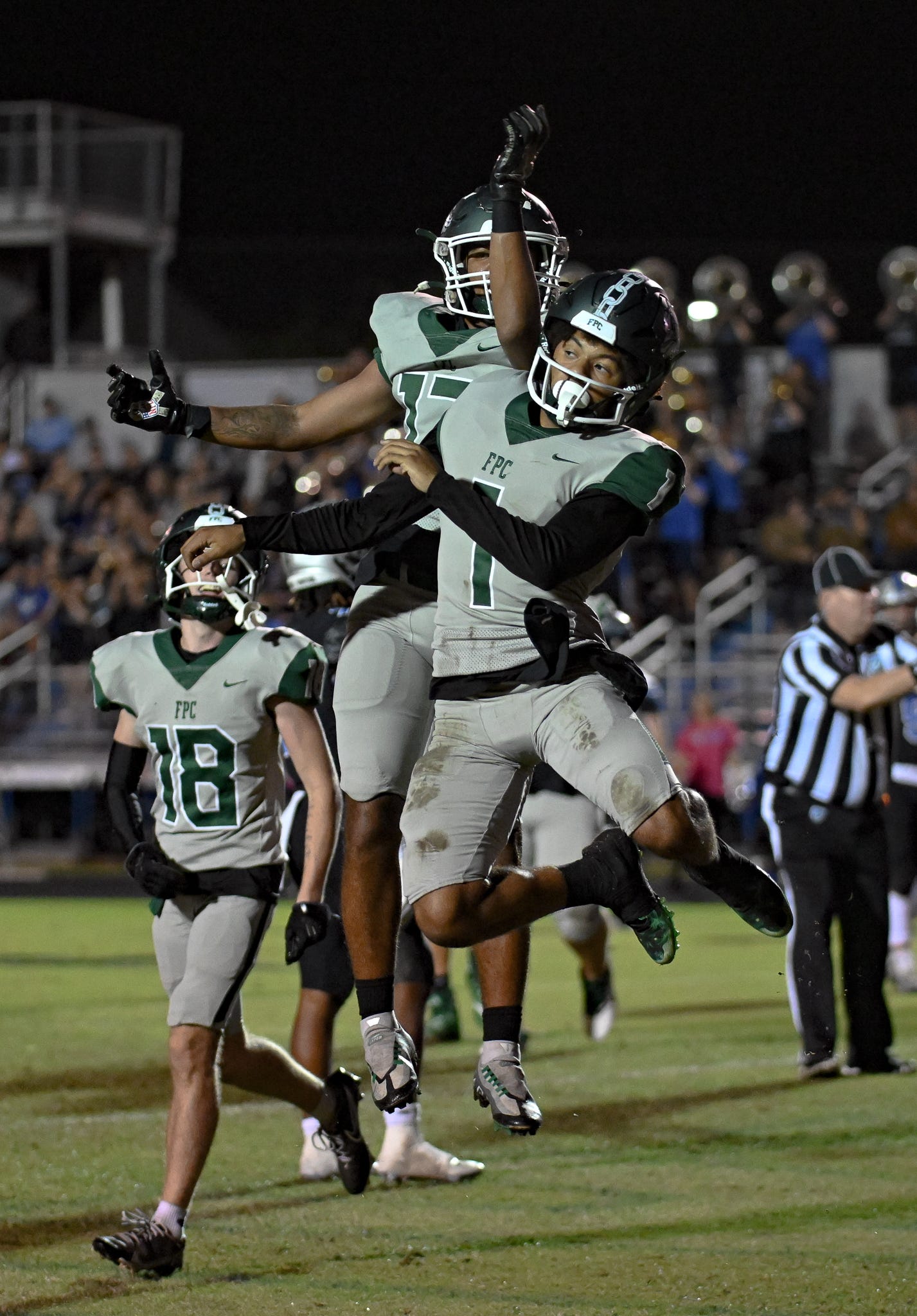 FHSAA Football Playoffs: Bartram Trail Bears Defeat Flagler Palm Coast ...