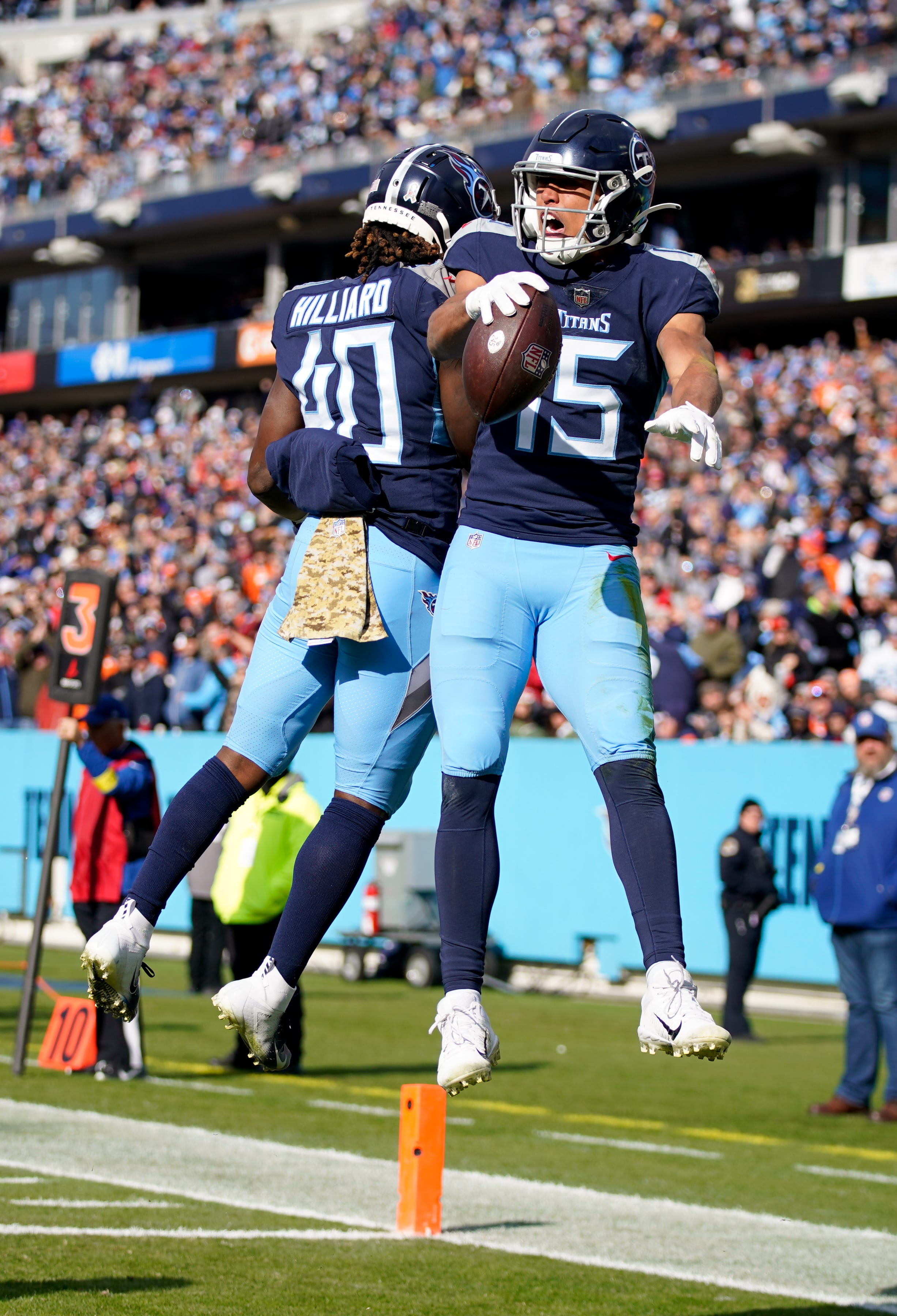 See Tennessee Titans Take Lead On Flea Flicker TD To Nick Westbrook-Ikhine