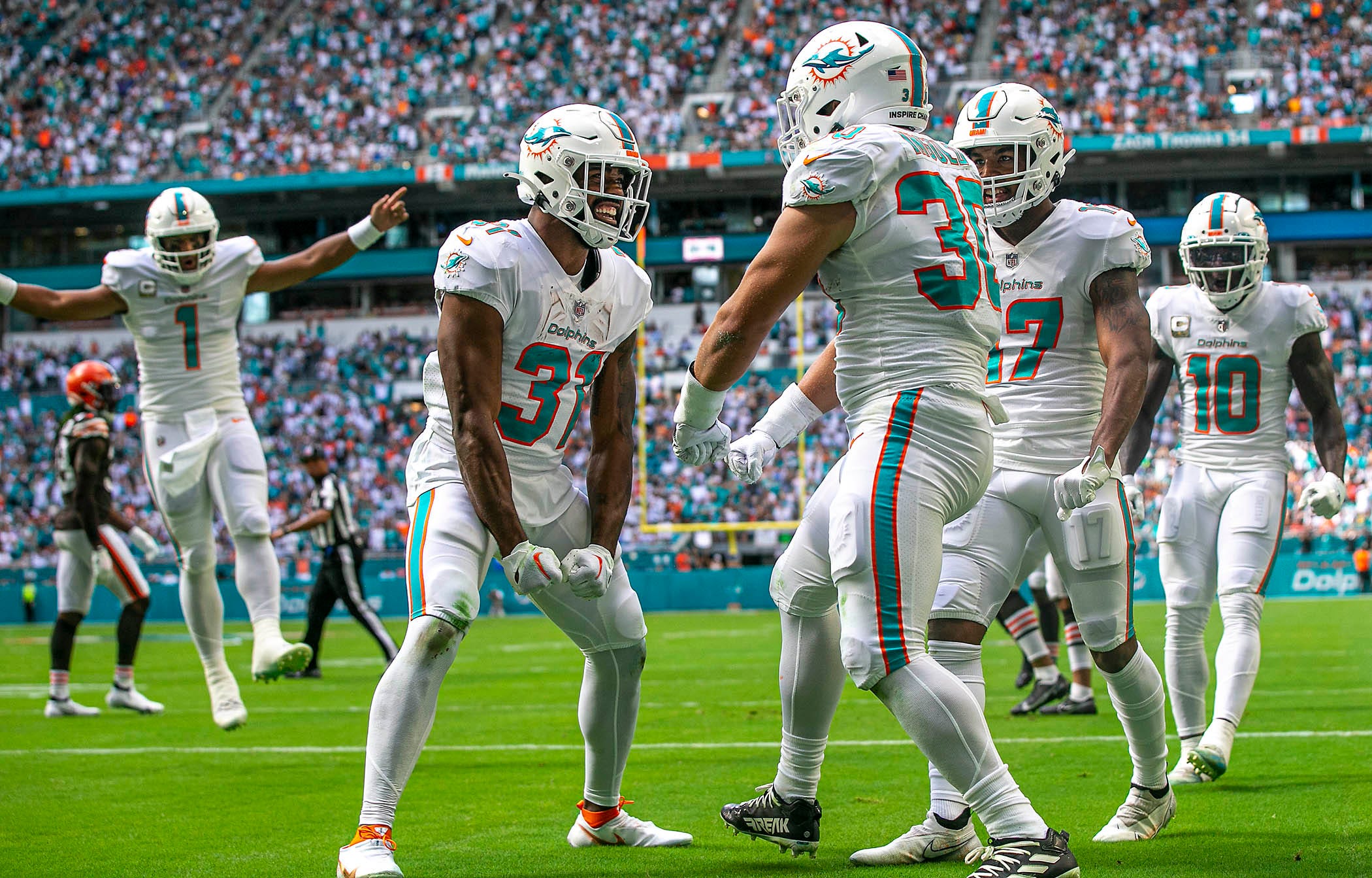 Dolphins' Running Attack Has Left Bills Out In The Cold Before