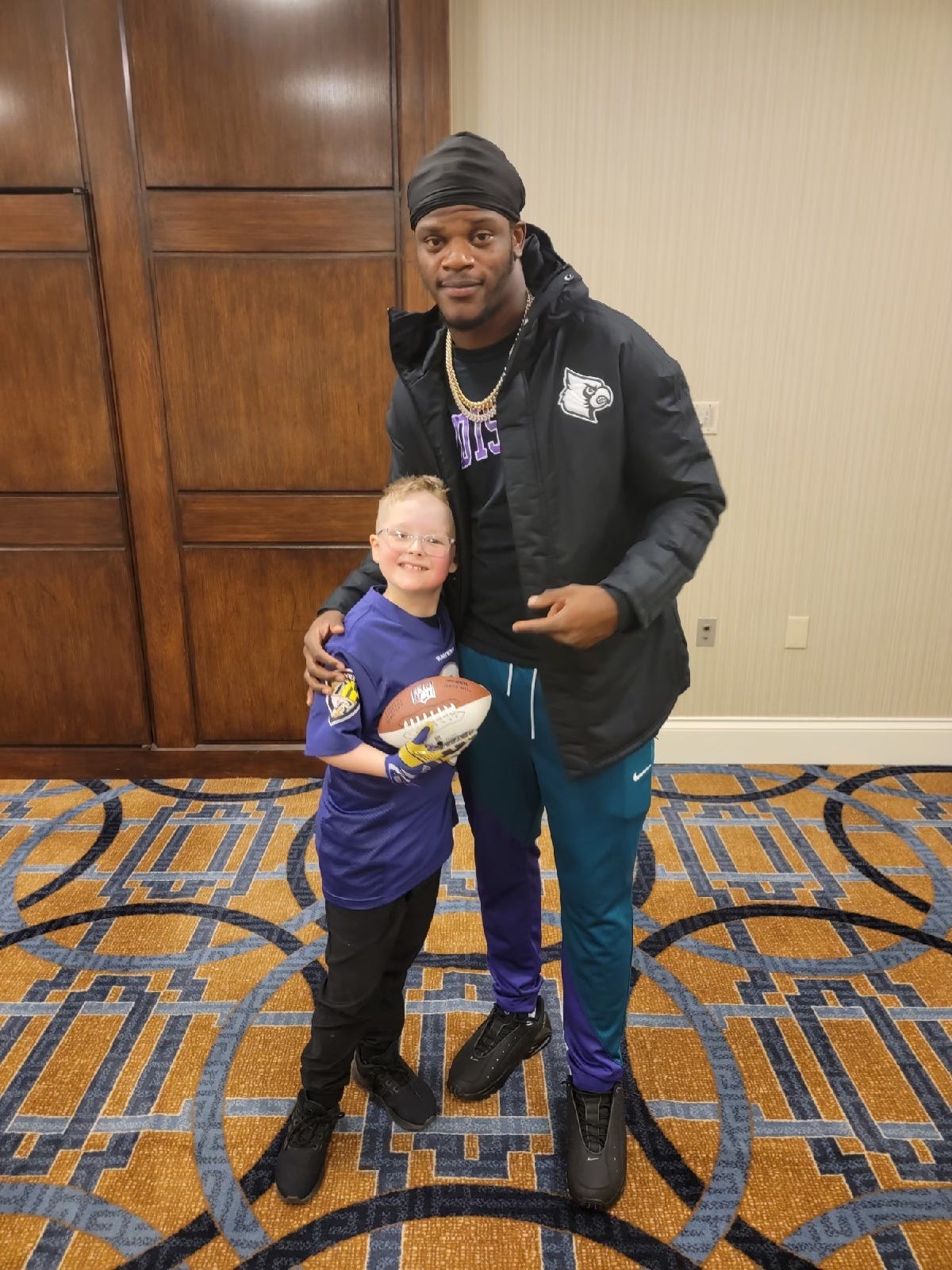 Ravens' Lamar Jackson shares viral moment with young fan. Here's how the meeting came about