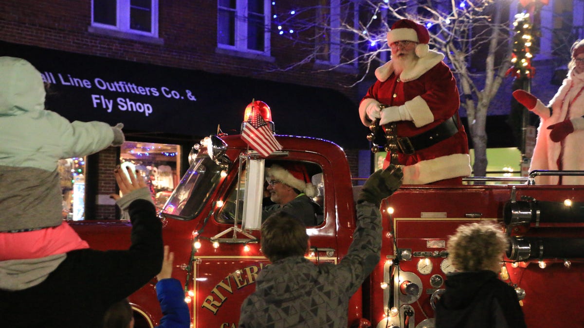 Take a look at scenes from the 2022 Stevens Point Holiday Parade
