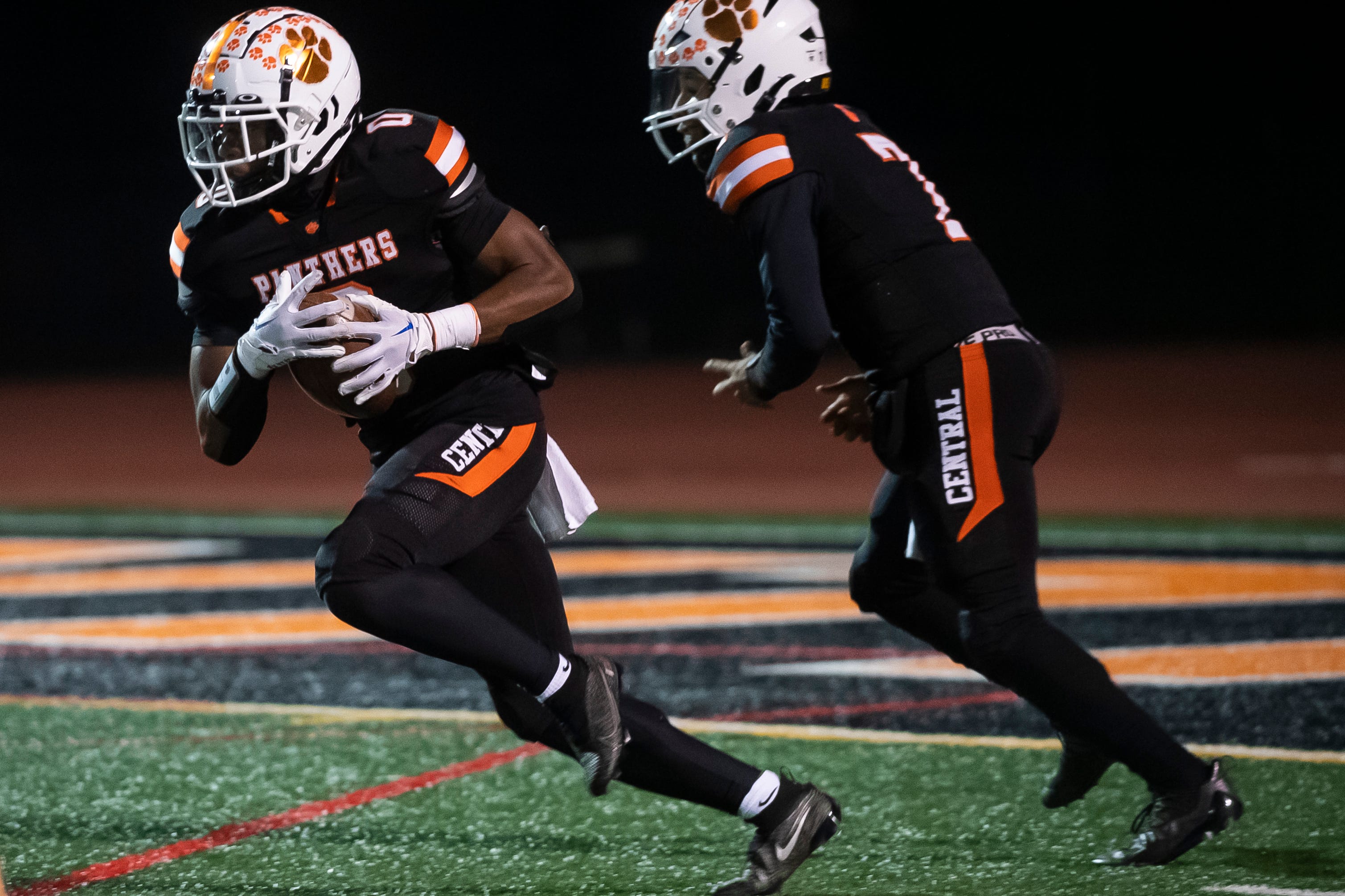 Harrisburg defeats Central York in District 3 football playoffs 