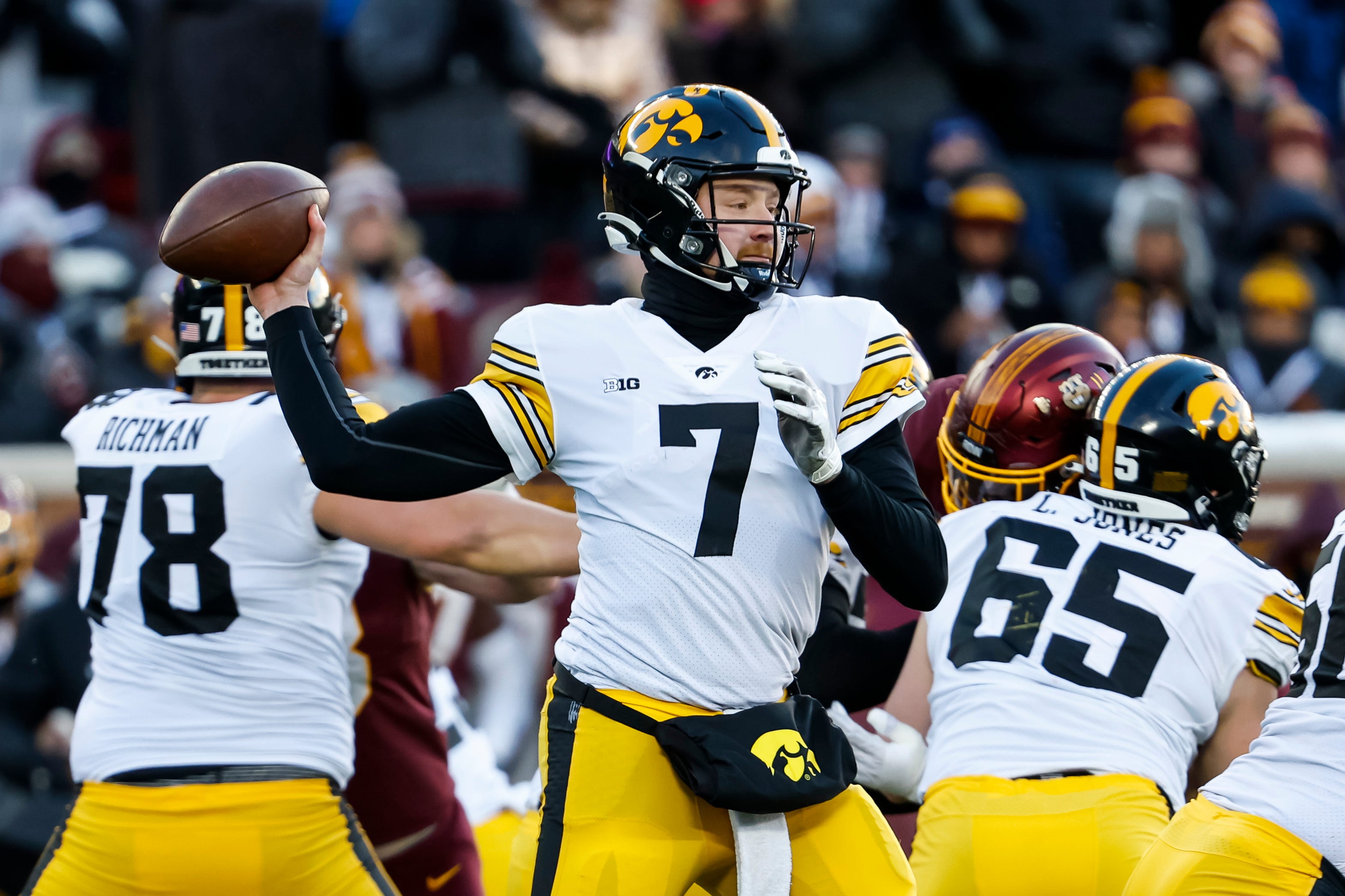 Iowa Postgame Mailbag: Are The Hawkeyes Really One Win From The Big Ten ...