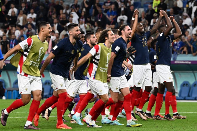 Cup France beats Australia Mexico ties Poland