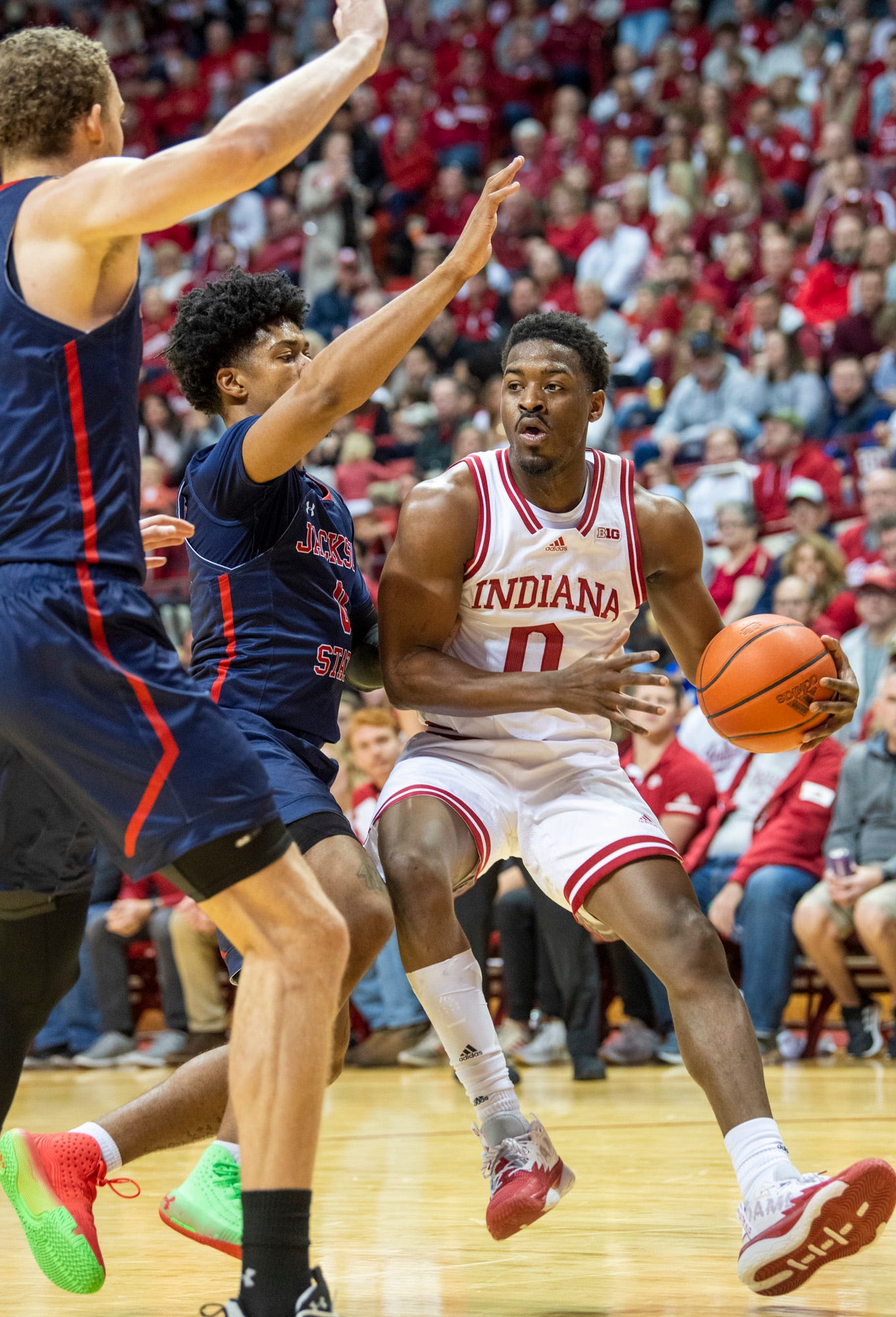 Indiana Basketball: Hoosiers Offense Showing Signs Of Improvement