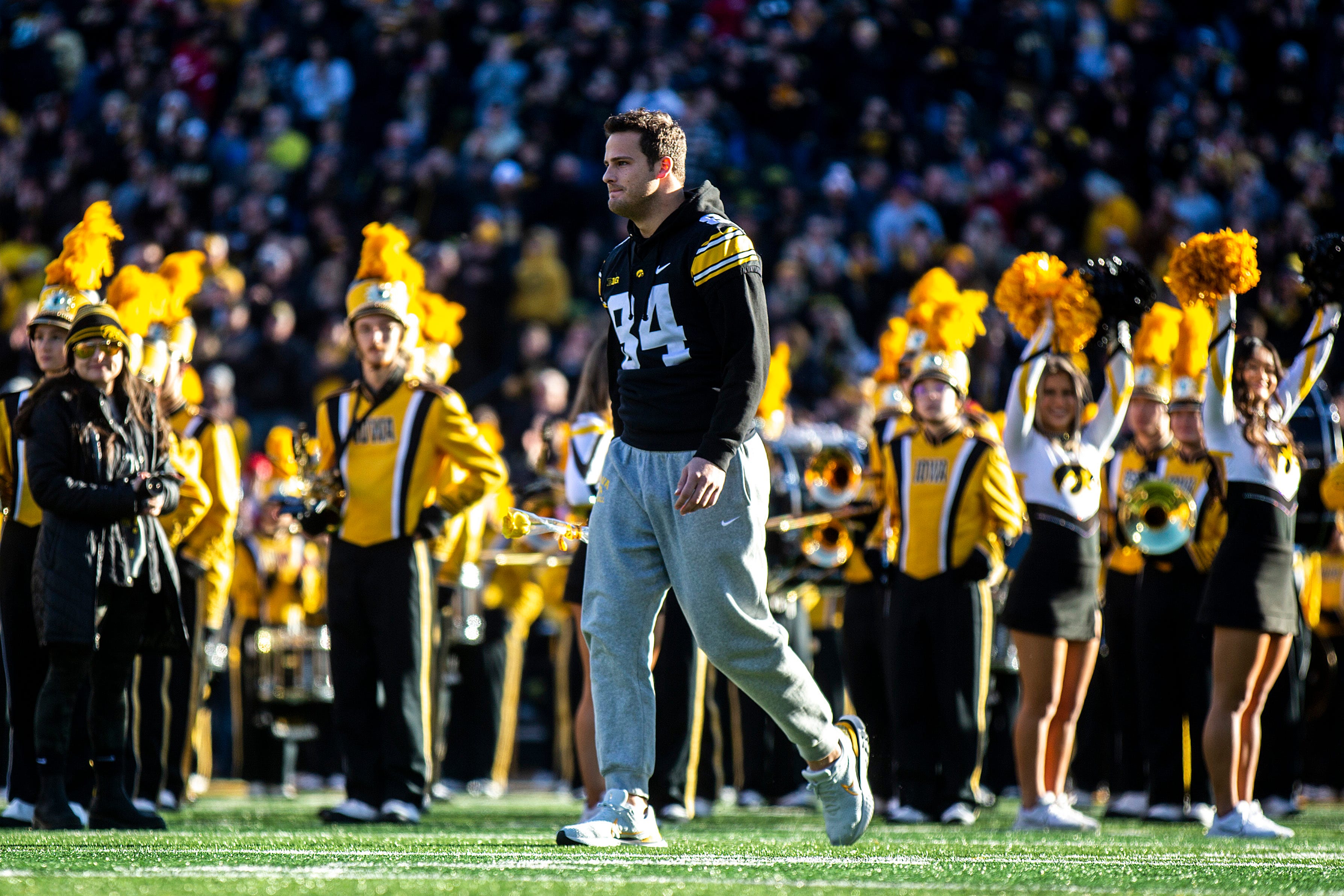 Iowa Football Tight End Sam LaPorta To Serve As Emergency Backup ...