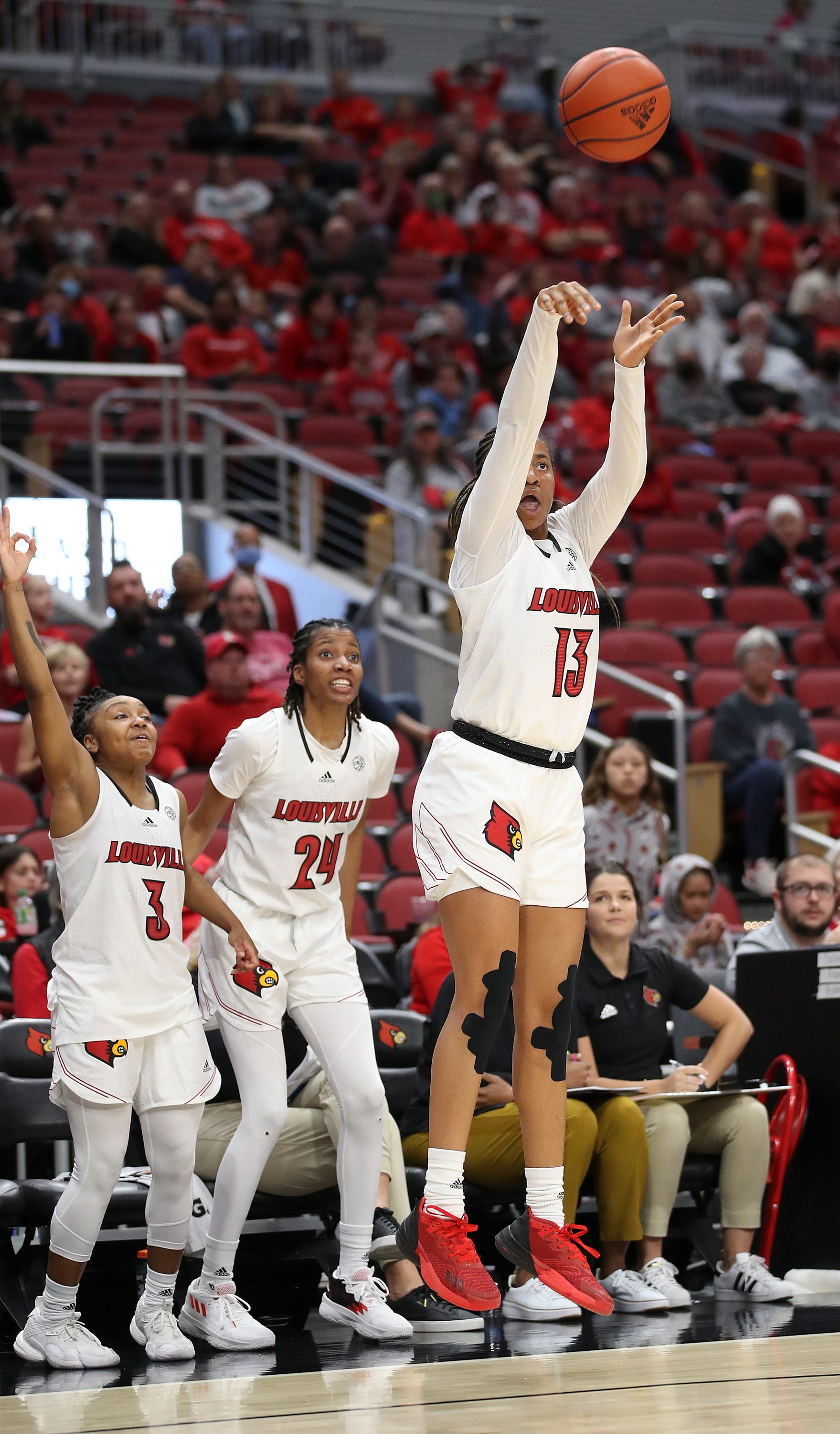 Louisville Women's Basketball Beats Longwood Without Hailey Van Lith