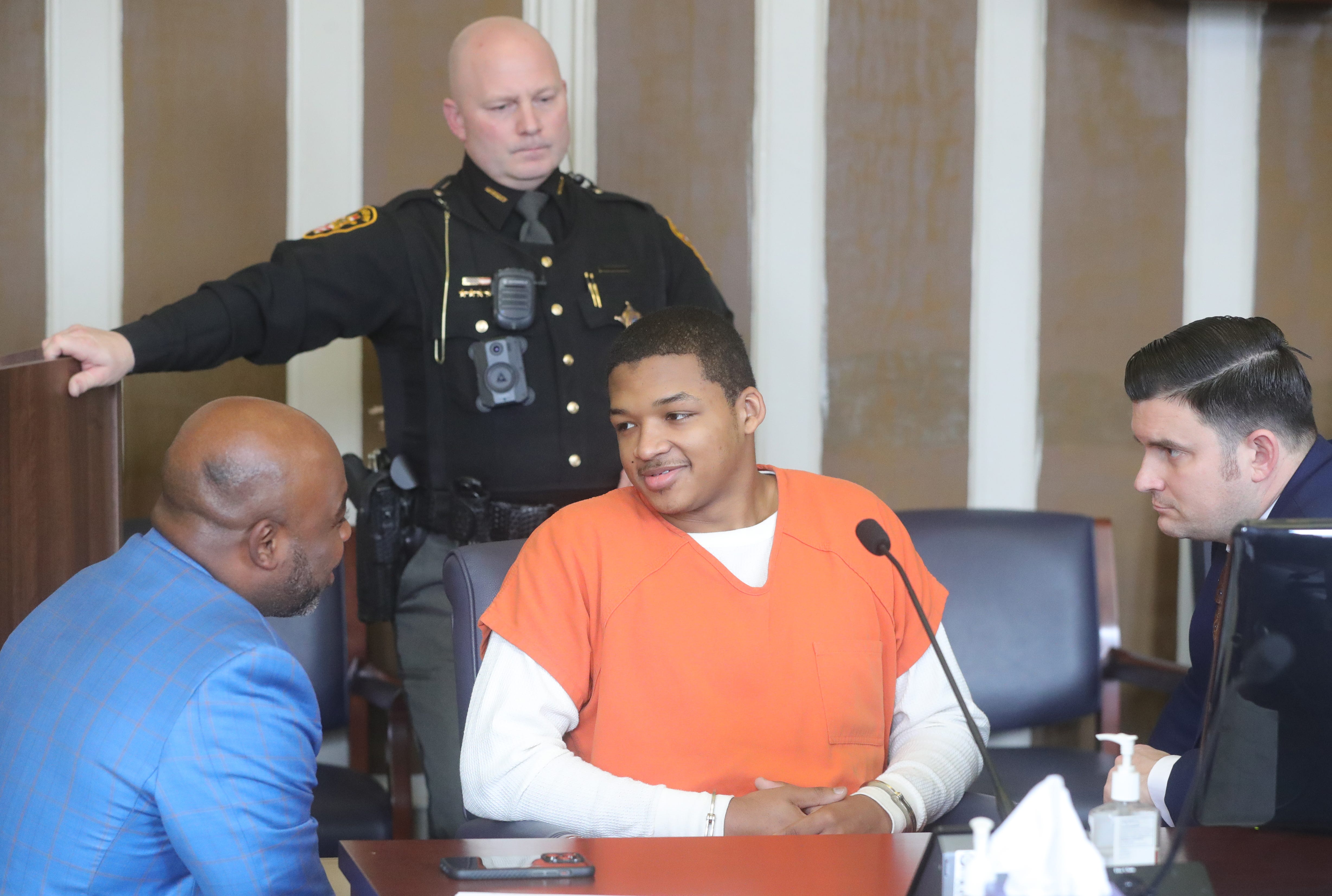 Akron Teen Pleads Guilty To Murder In Man's Fatal Shooting On Bus