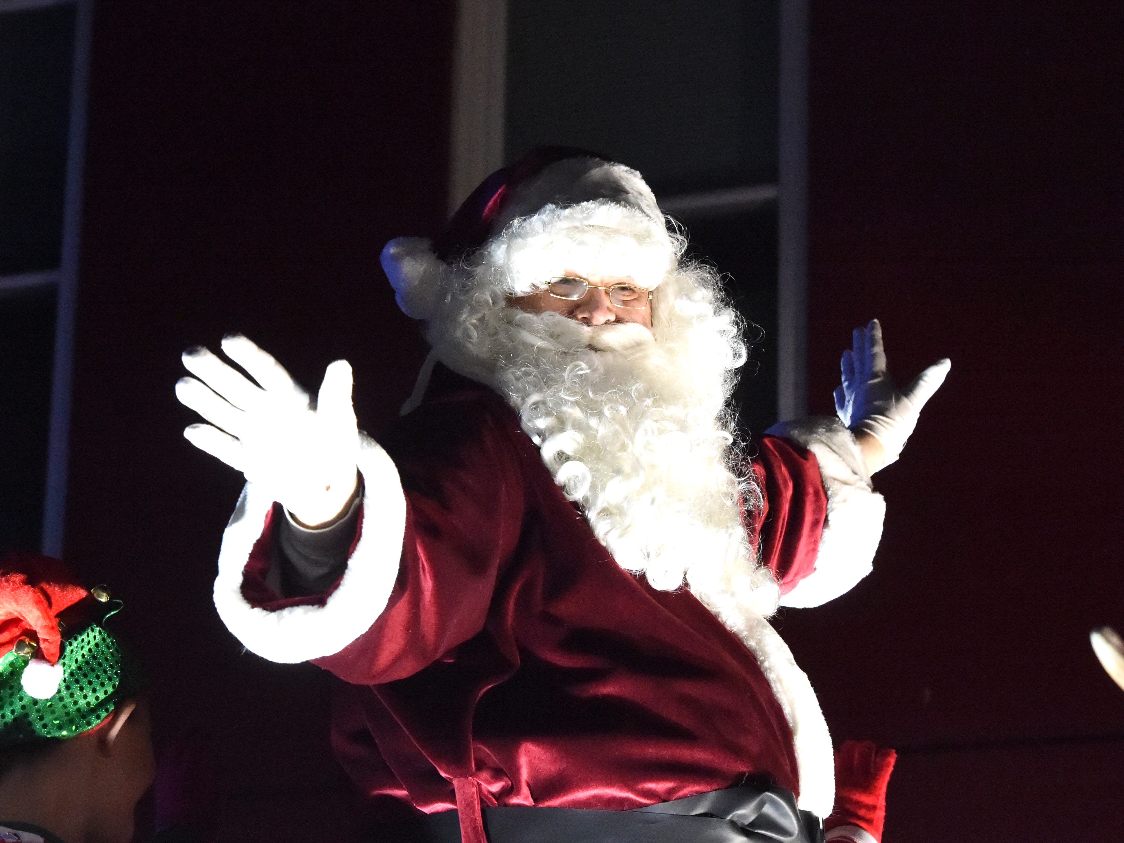 Staunton Christmas parade kicks off holiday season