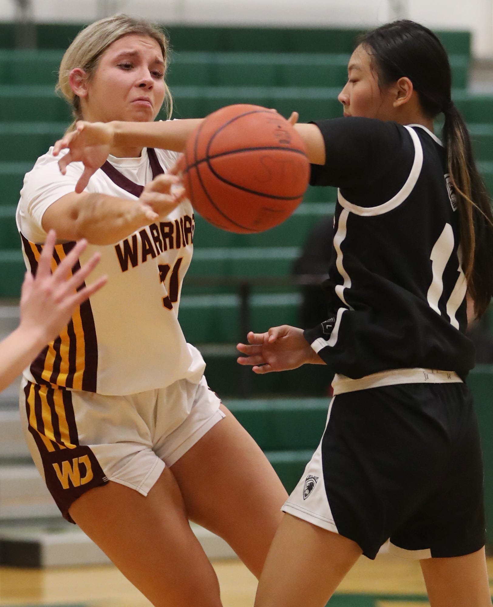 Walsh Jesuit Girls Basketball Winning With Defensive Mentality 3511