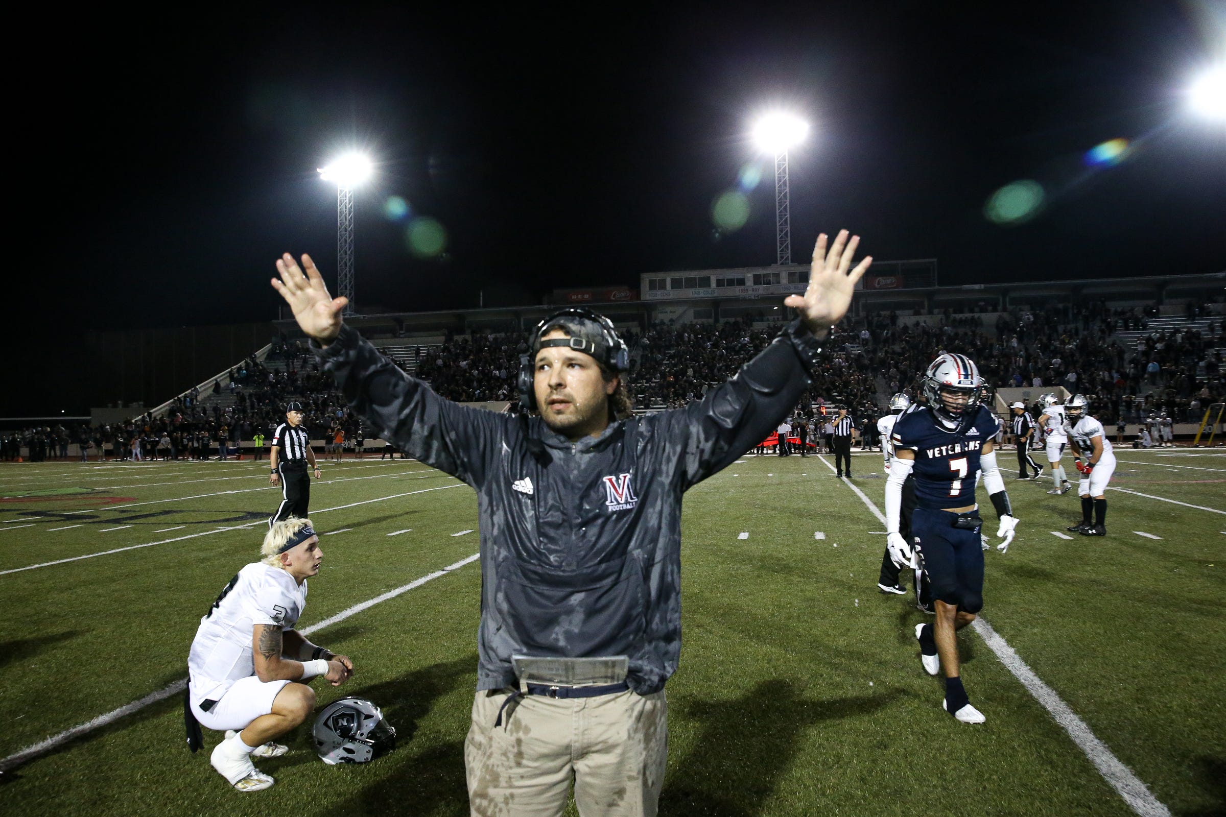 High School Football: Veterans Memorial Tops PSJA North To Win