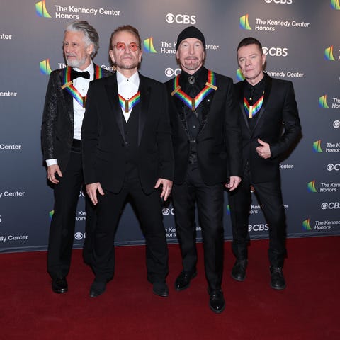 WASHINGTON, DC - DECEMBER 04: (L-R) Honorees Adam 