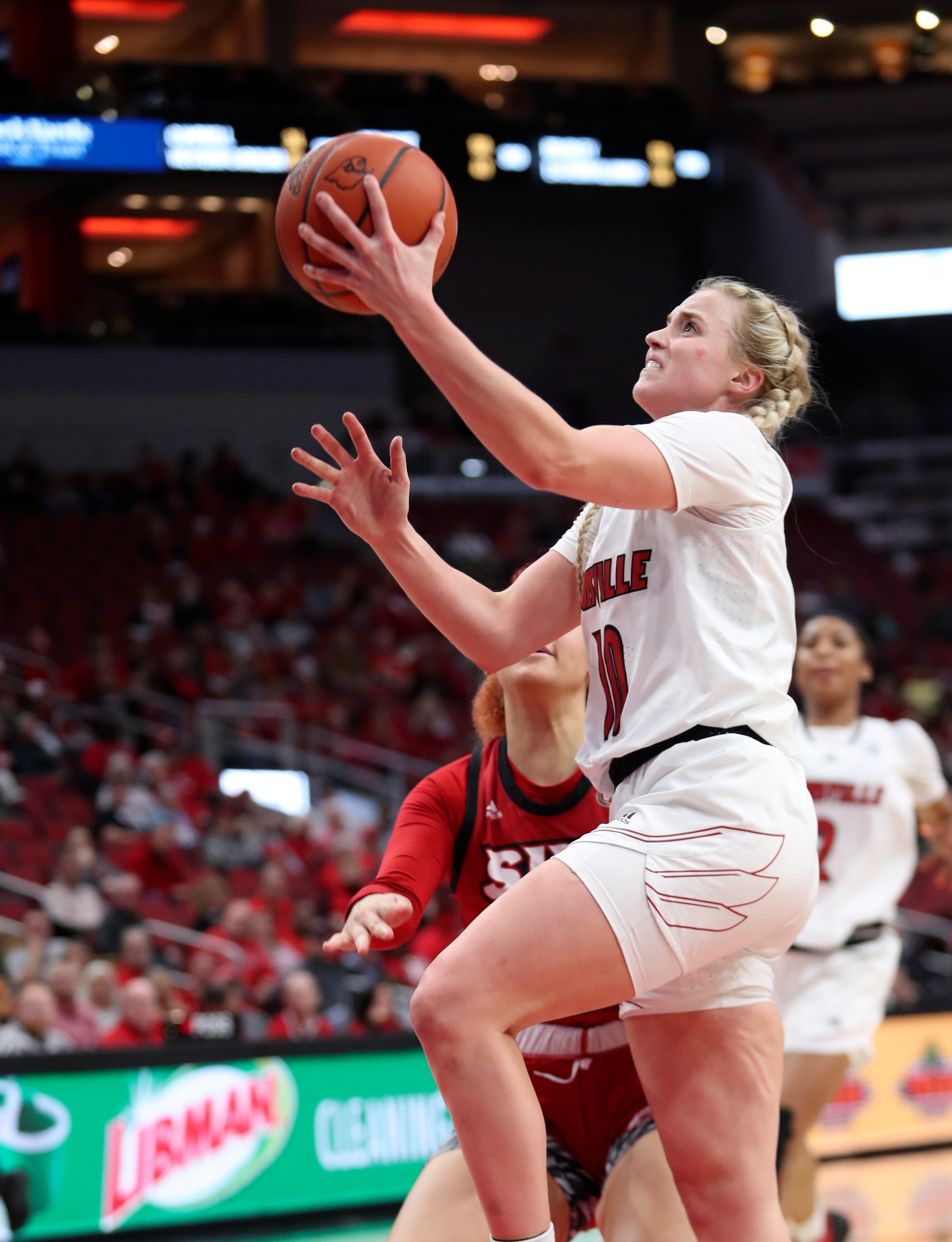 Van Lith, Louisville Women's Basketball Trounce SIUE In Dominating Win