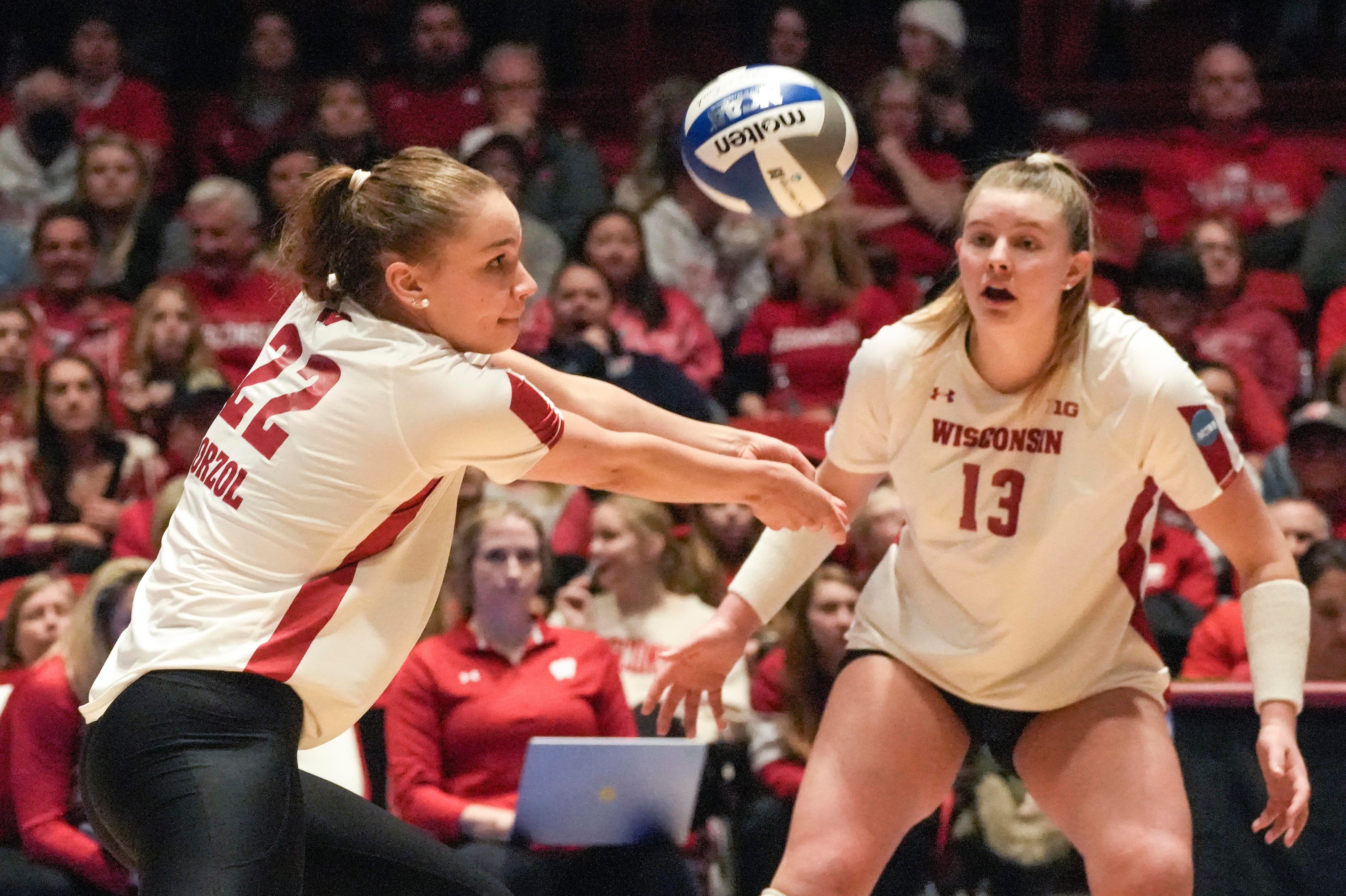 Wisconsin Volleyball Prepares For Elite Eight Showdown With Pitt