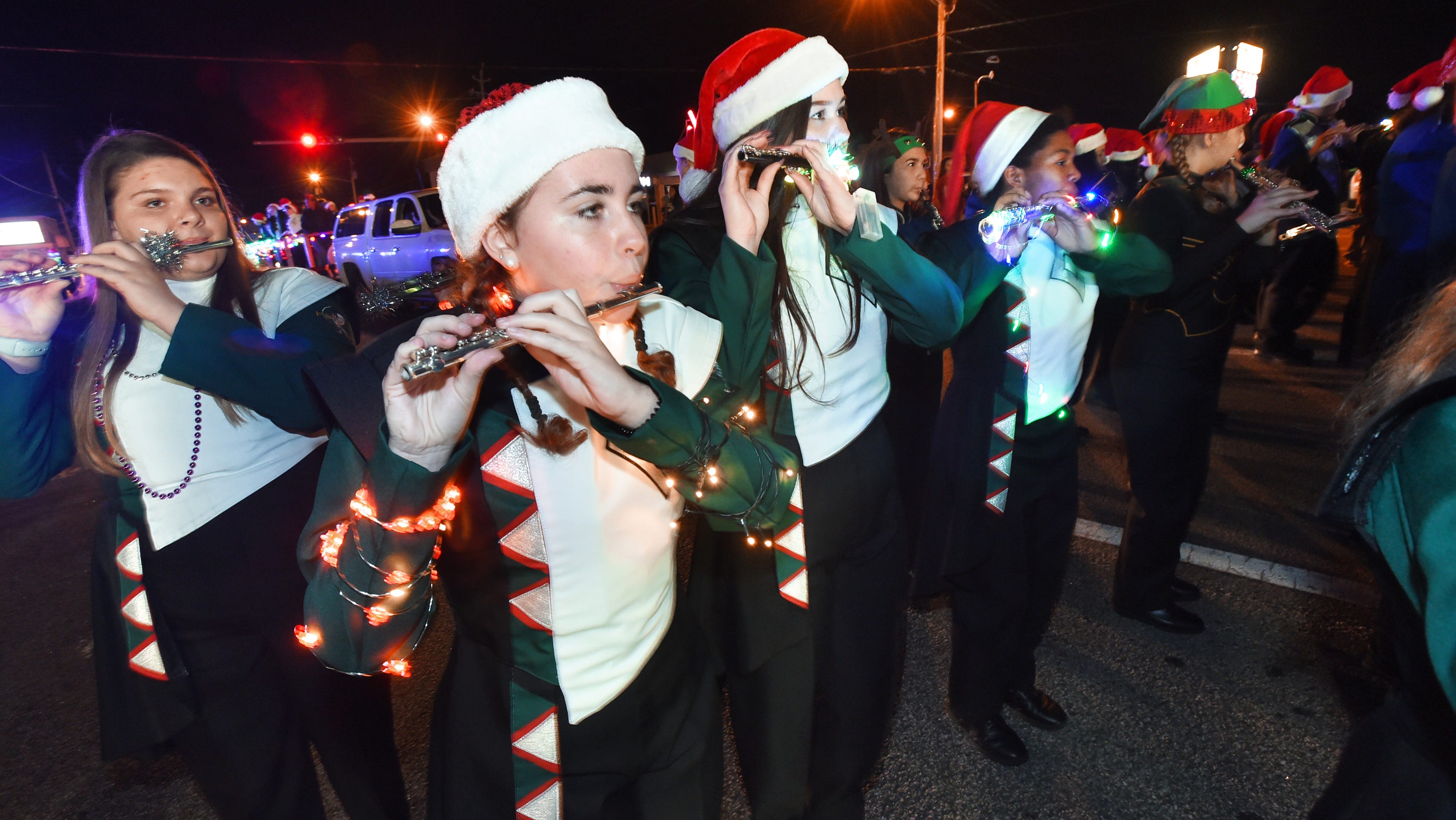 Christmas parade winners recognized by city of Fort Walton Beach