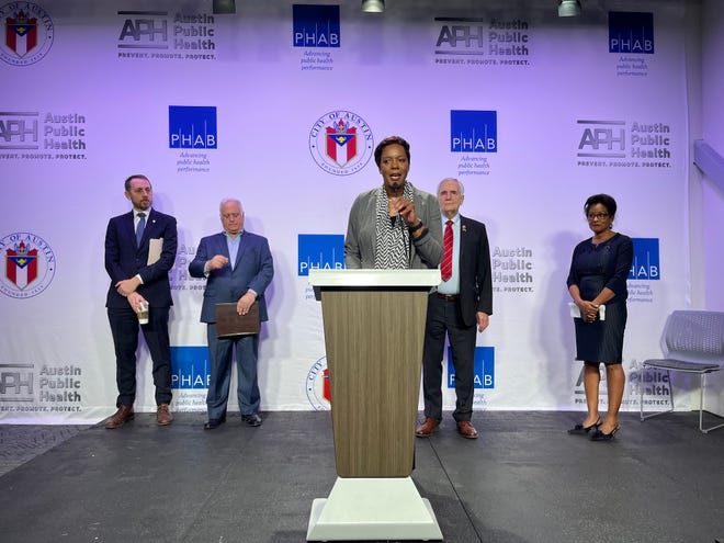 Austin Public Health Director Adrienne Sturrup, center, addresses how the $2 million will be used to fight opioid overdoses. Travis County Judge Andy Brown, Austin Mayor Kirk Watson, U.S. Rep. Lloyd Doggett, and Austin-Travis County Health Authority Dr. Desmar Walkes listen in.