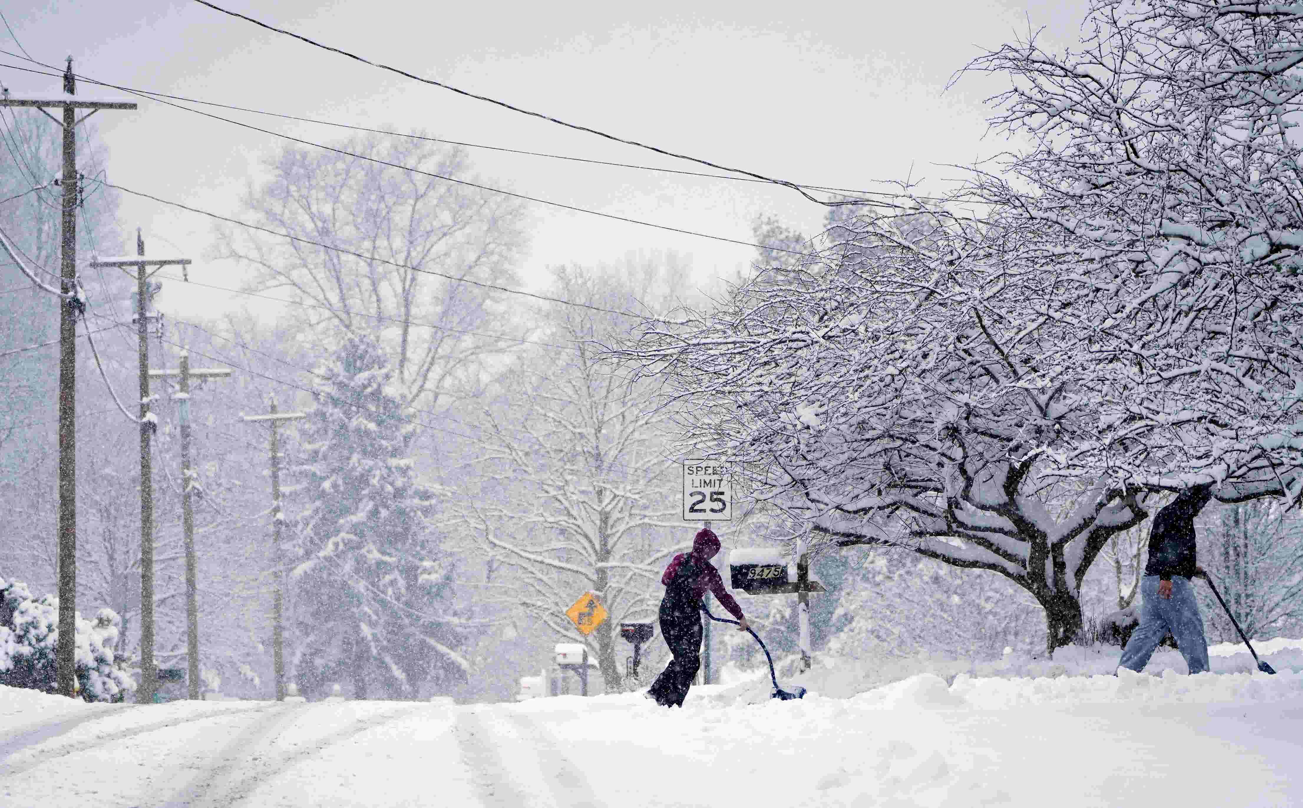 Ohio winter storm Cincinnati blanketed with snow Sunday morning Flipboard