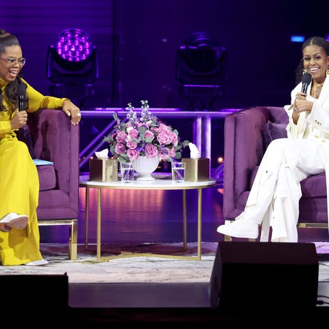 INGLEWOOD, CALIFORNIA - DECEMBER 13: (L-R) Oprah W