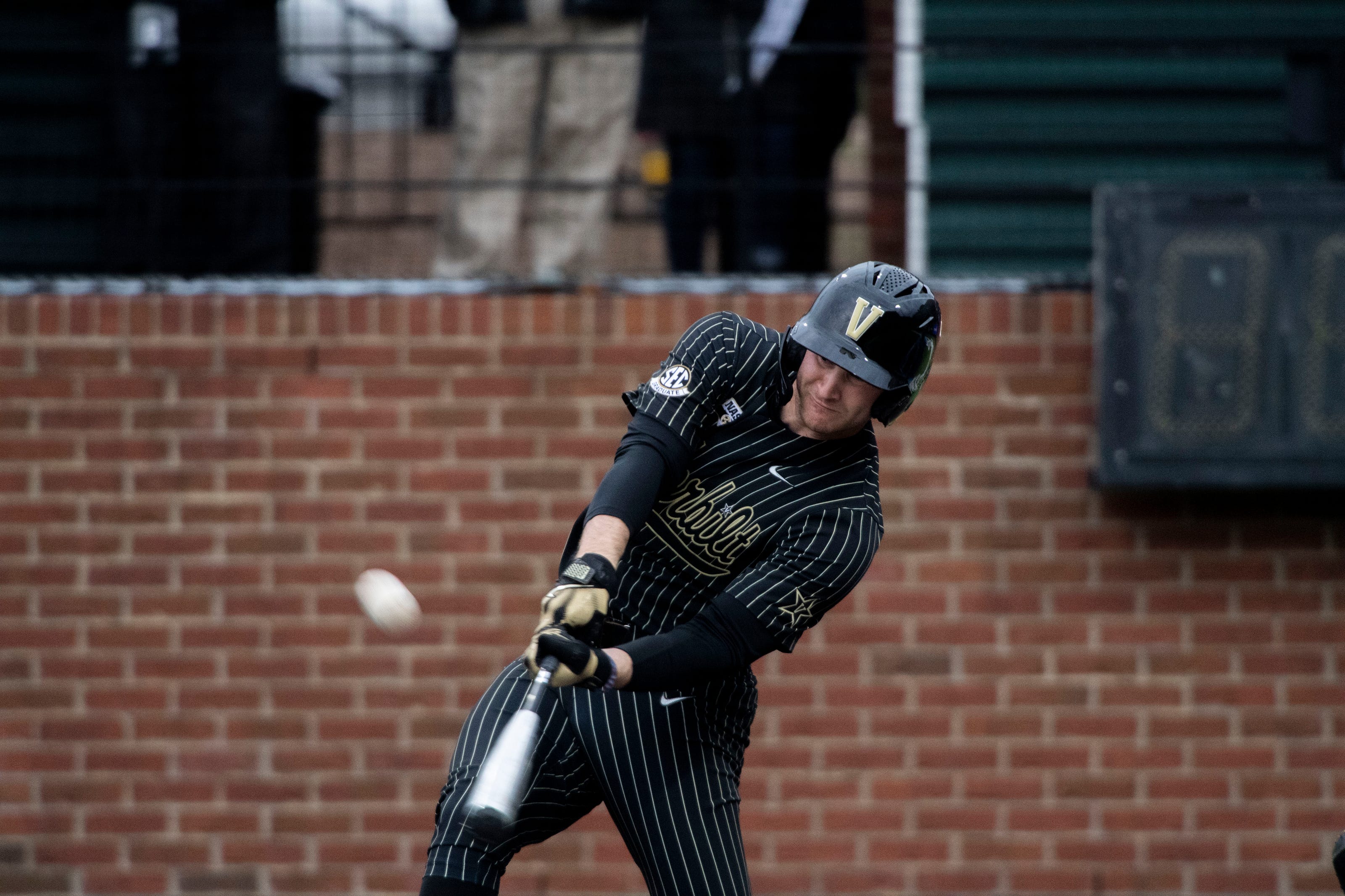 Vanderbilt Baseball Score Vs Tennessee Live Updates From Rivalry Series Bvm Sports 