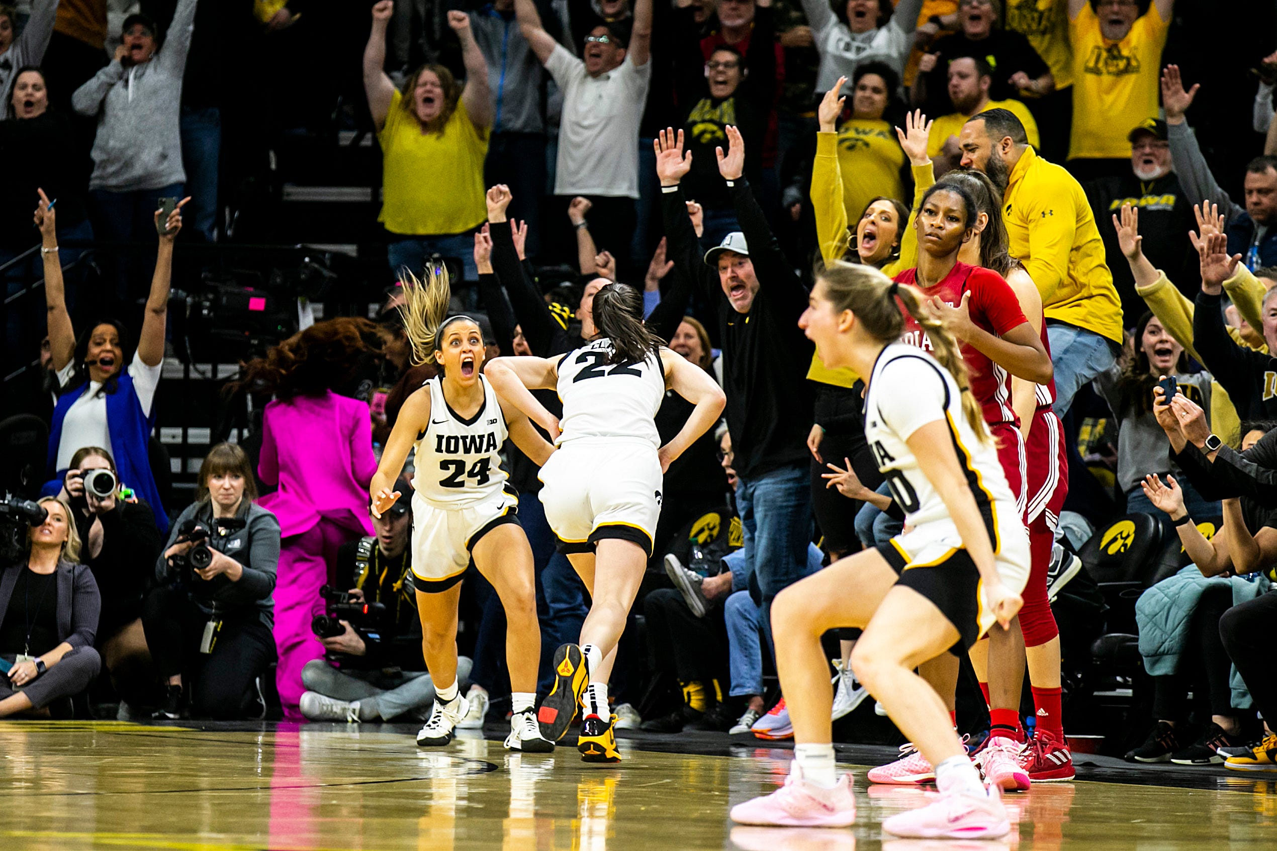 Watch Iowa Guard Caitlin Clark's Three-Point Buzzer Beater Shot To Beat ...