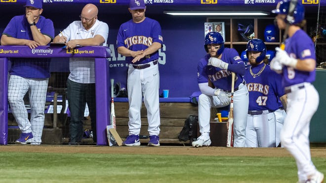 LSU baseball coach Jay Johnson's contract approved; Kim Mulkey gets $19,625  raise