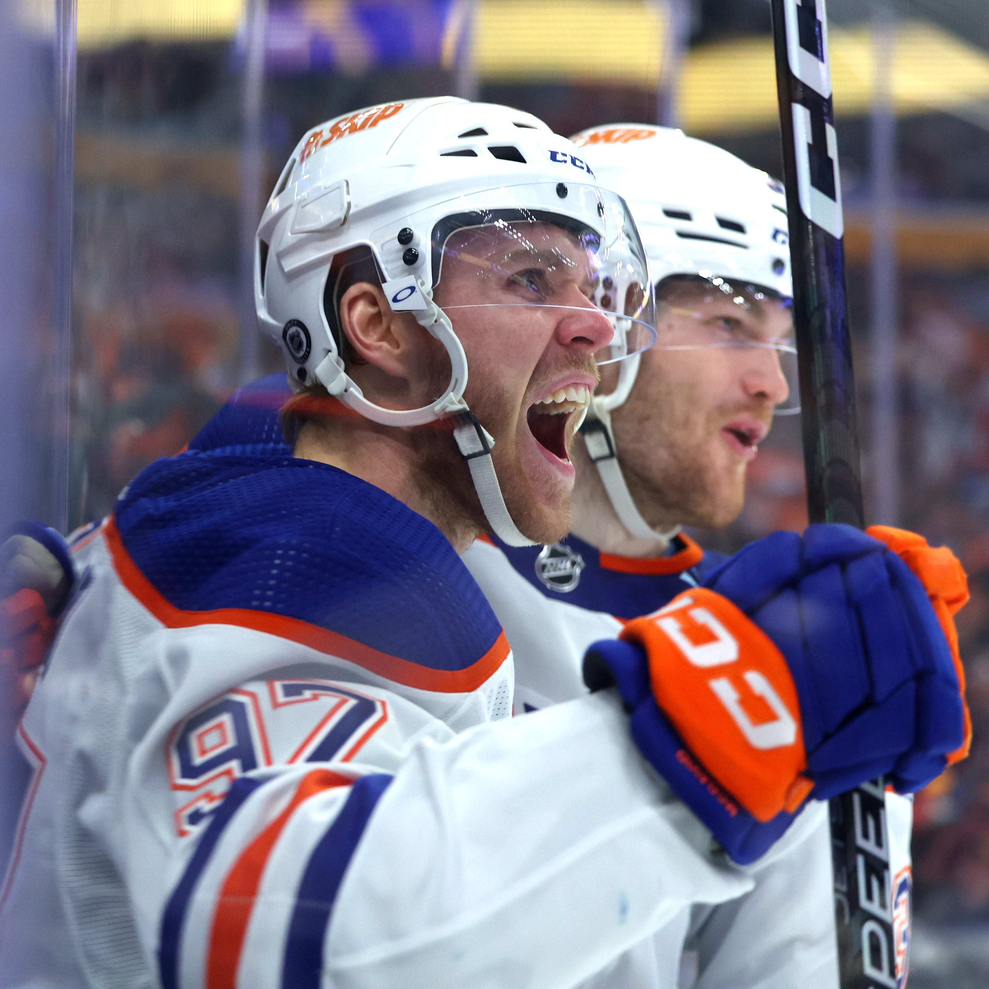 Can Connor McDavid lead the Edmonton Oilers to their first Stanley Cup championship since 1990?