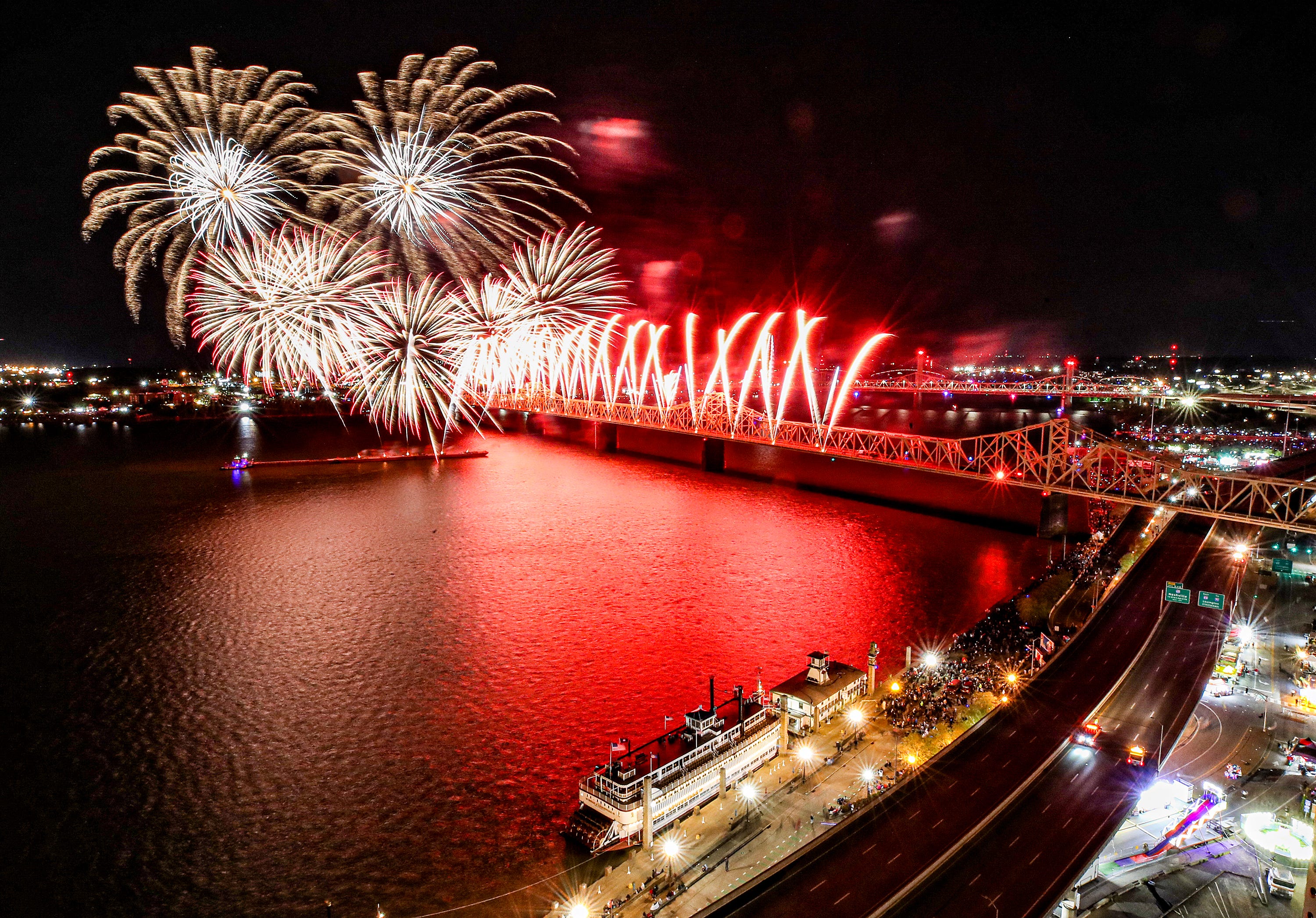 SNEAK PEEK An inside look at the Thunder Over Louisville Command