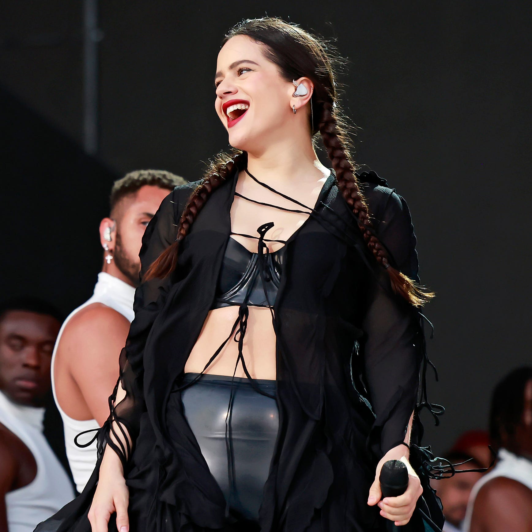 INDIO, CALIFORNIA - APRIL 22: Rosalía performs on the Coachella Stage the 2023 Coachella Valley Music and Arts Festival on April 22, 2023 in Indio, California. (Photo by Emma McIntyre/Getty Images for Coachella) ORG XMIT: 775947934 ORIG FILE ID: 1484313614